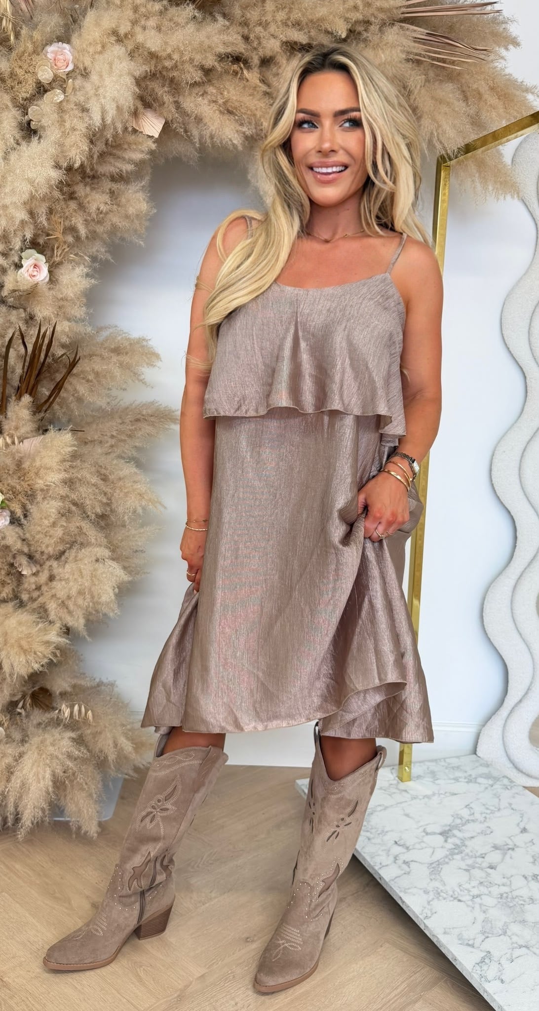 SHINE SPAGHETTI DRESS GOLD
