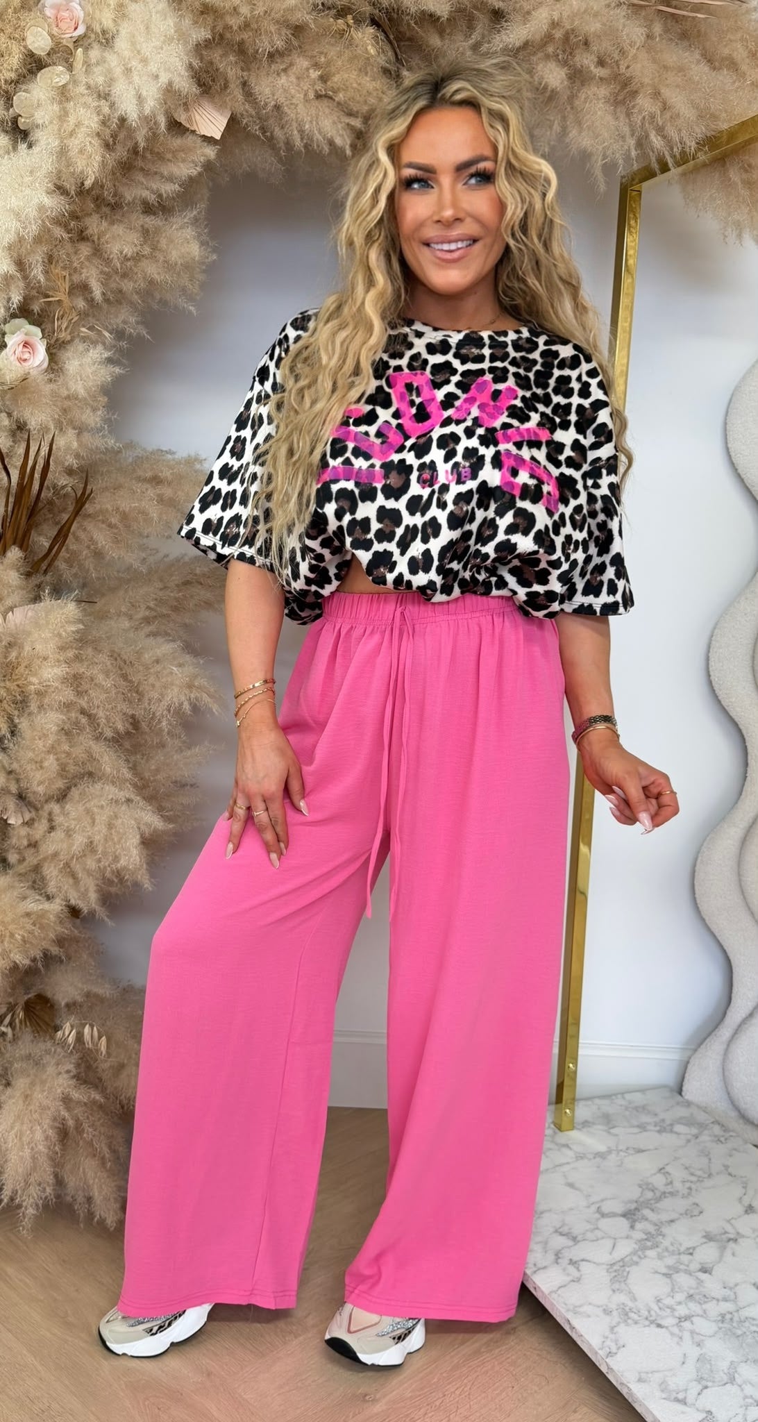 LEO ICONIC CLUB CROPPED TOP BEIGE
