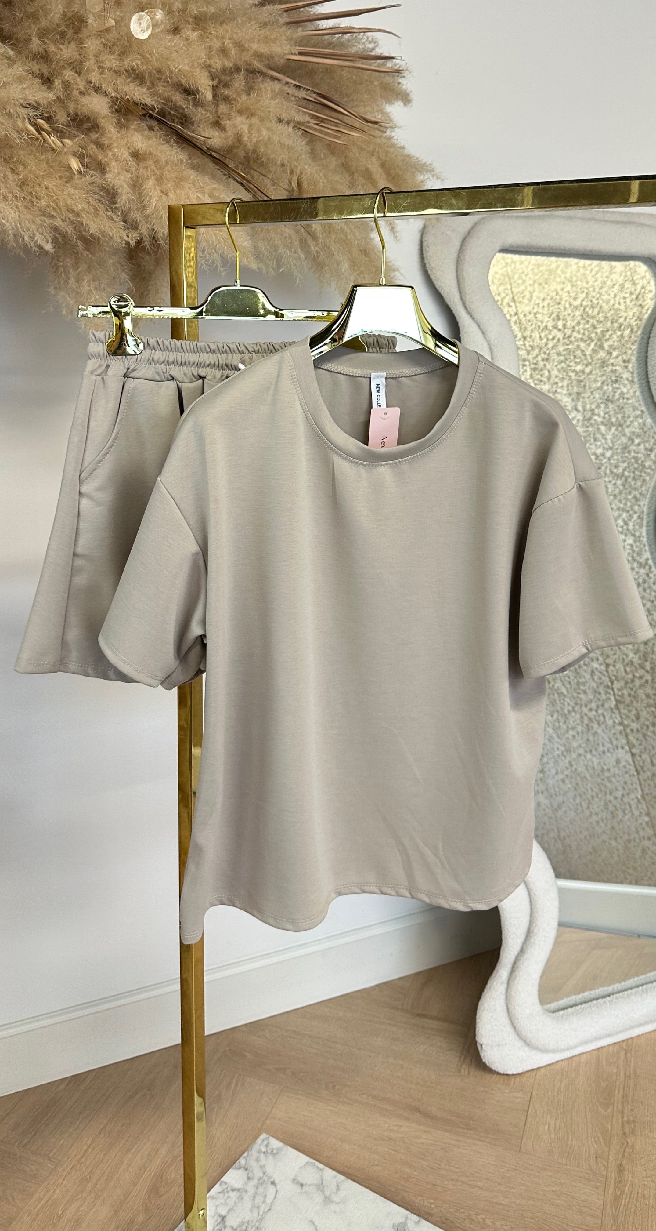 DIAN SETJE BEIGE