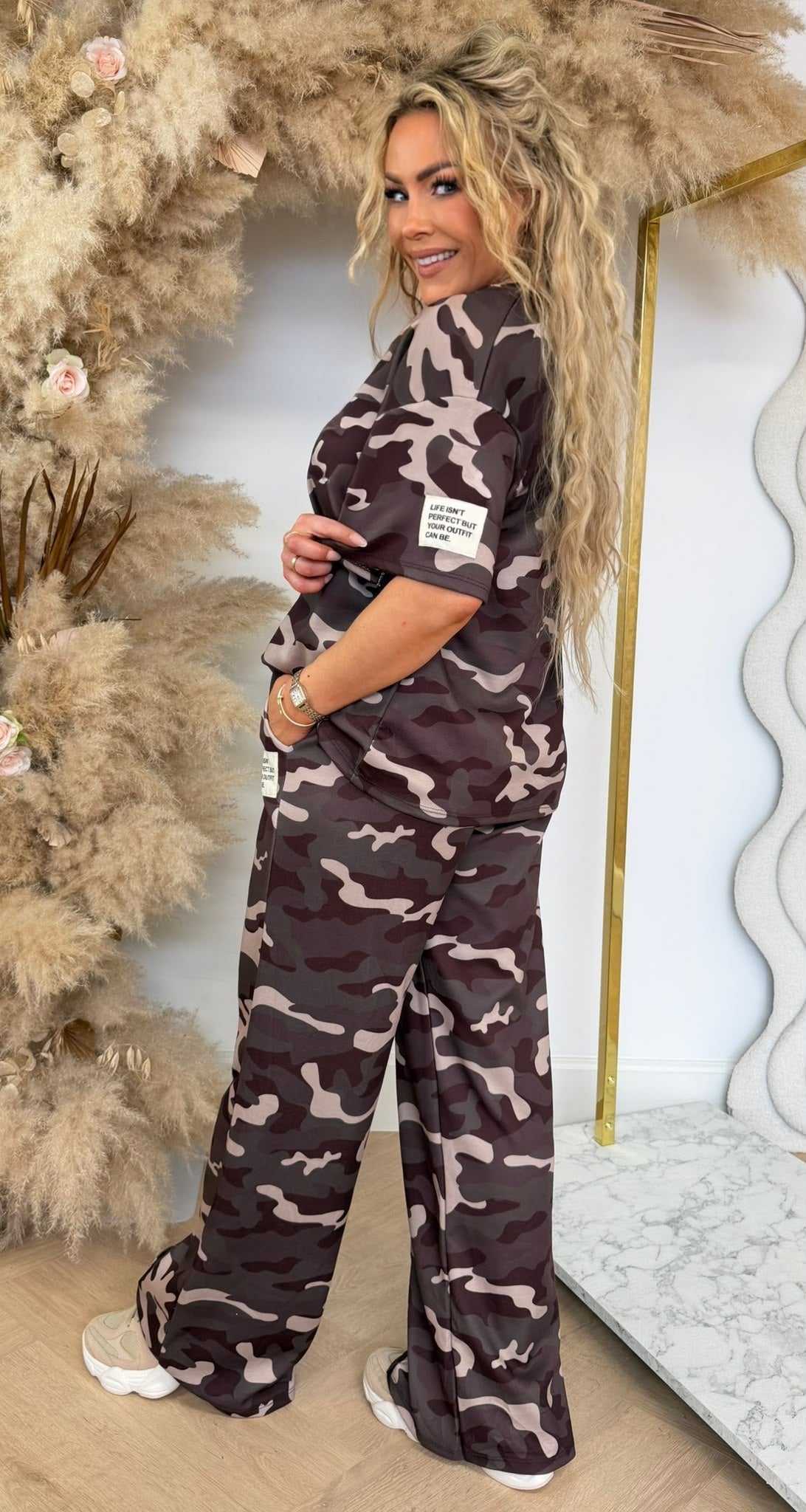 LOUNA ARMY EMBLEEM SET BROWN