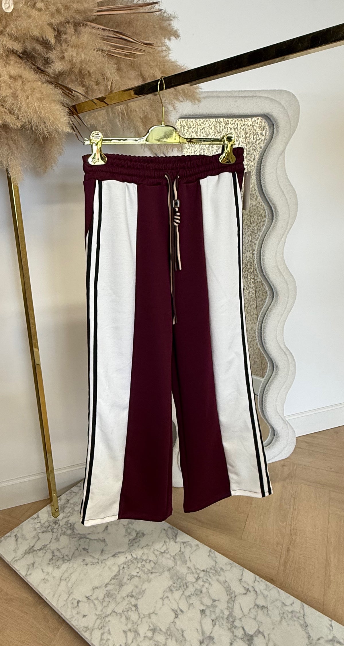 STRAIGT STRIPED PANTS BORDEAUX