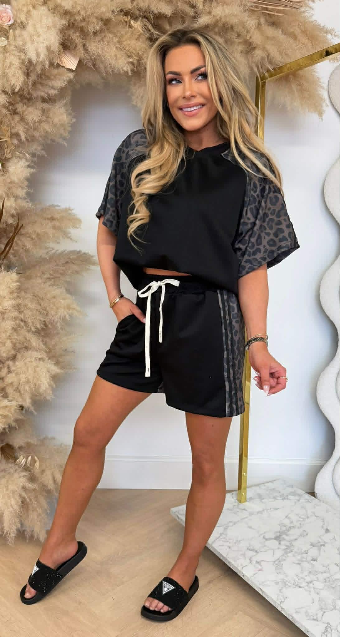 INDY LEO SET BLACK