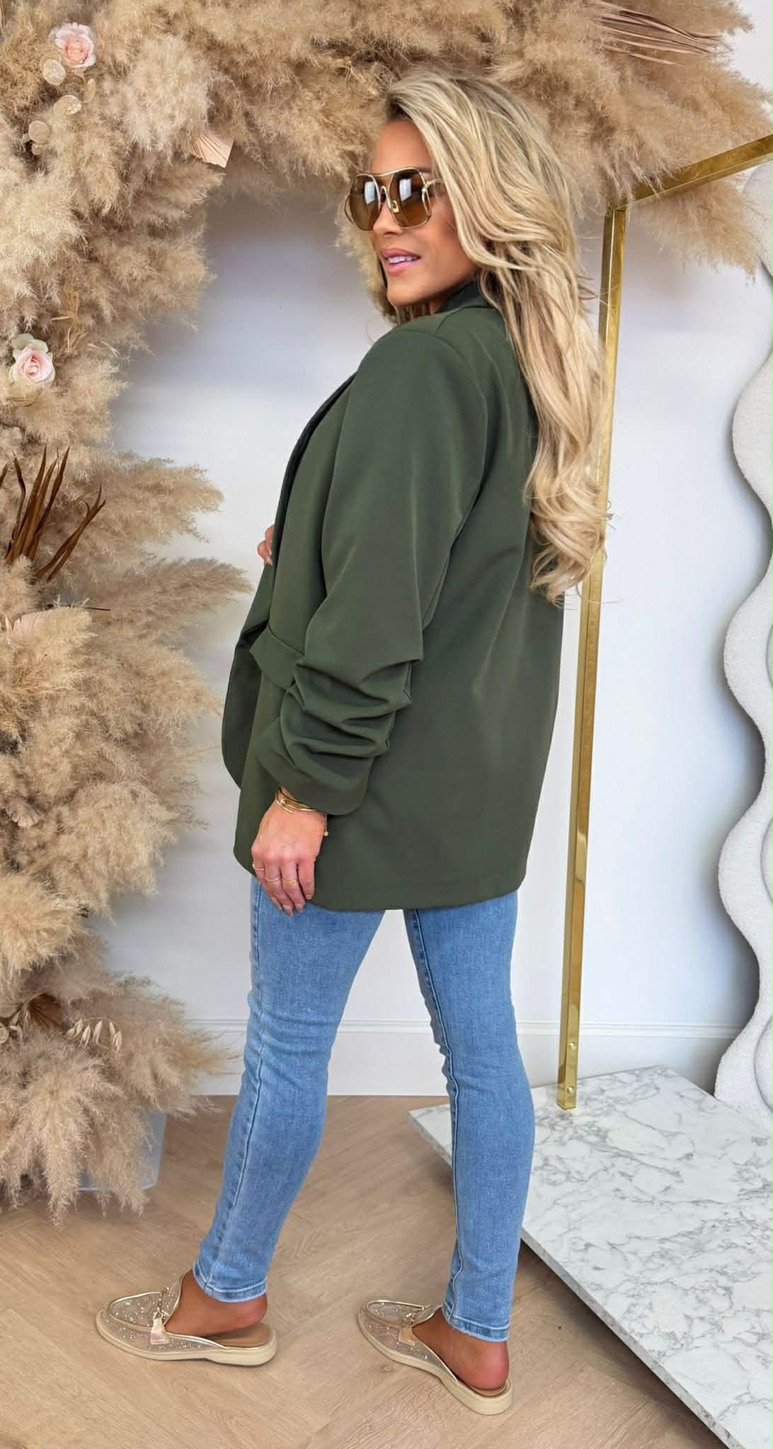 NINA OVERSIZED CROPPED MOUW BLAZER ARMY