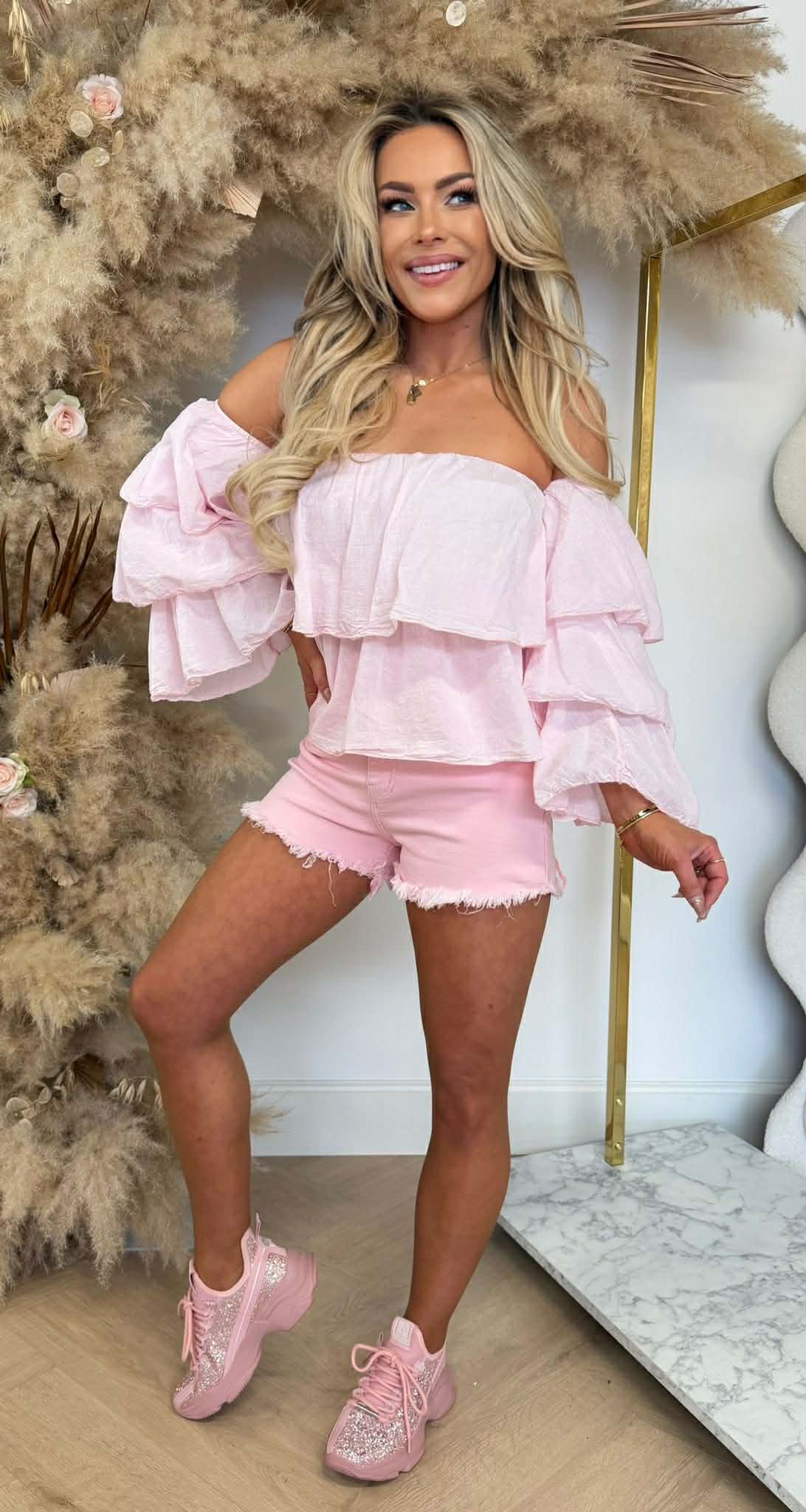 RUFFLE OFF SHOULDER TOP PINK