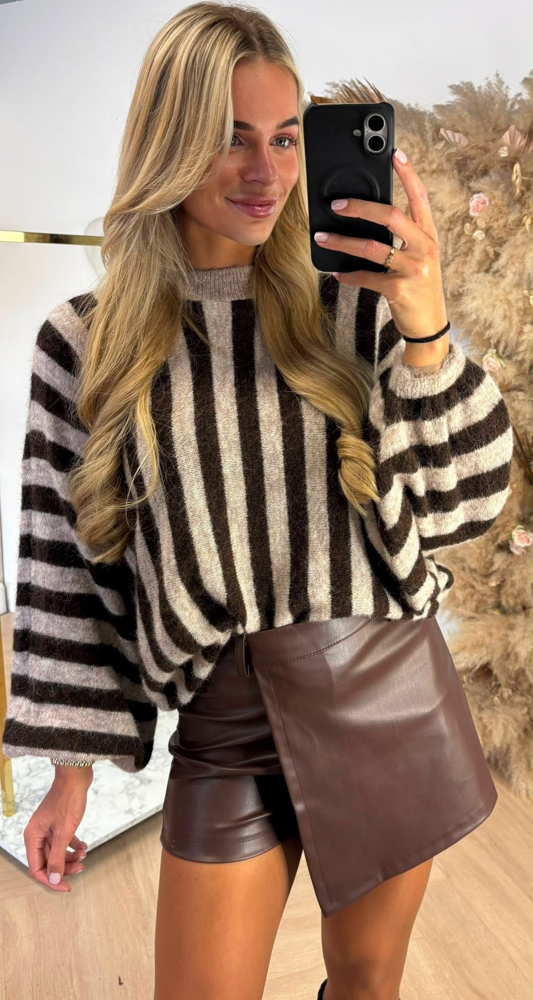 VERTICAL STRIPE KNIT TAUPE