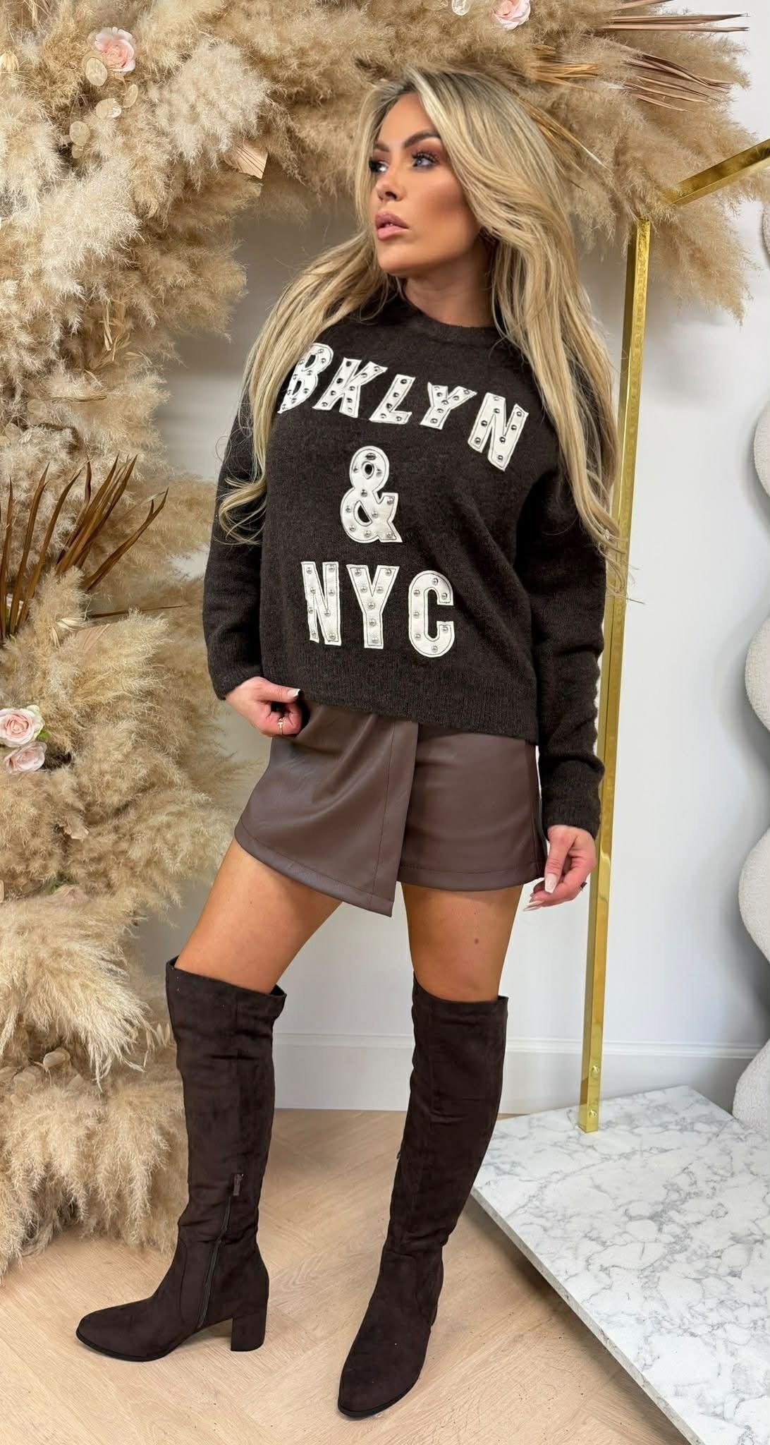 BRKLYNN & NYC STUDDED SWEAT 3831380 SCHOKO