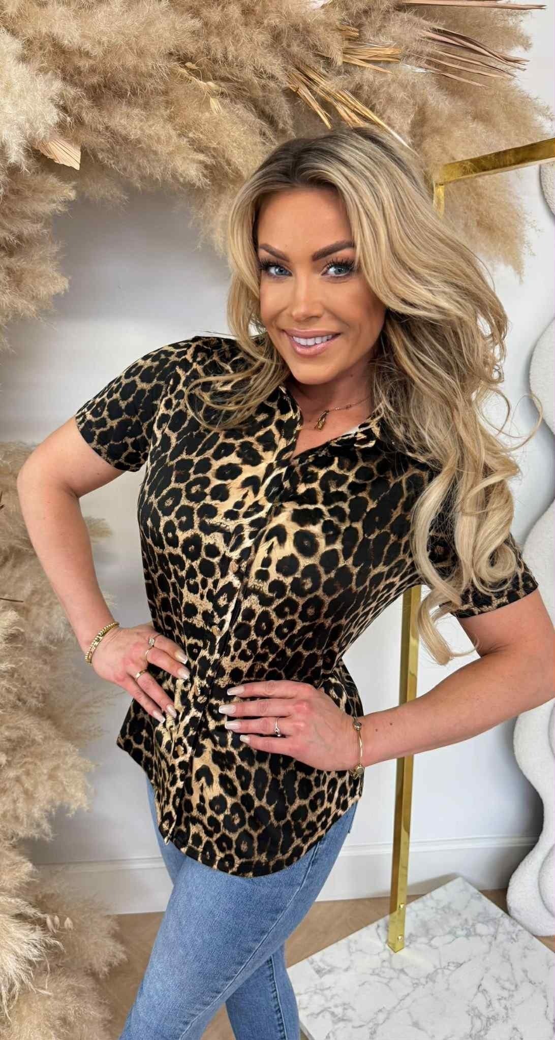 BY SWAN TRAVEL BUTTON BASIC BLUSE 8256 LEOPARD