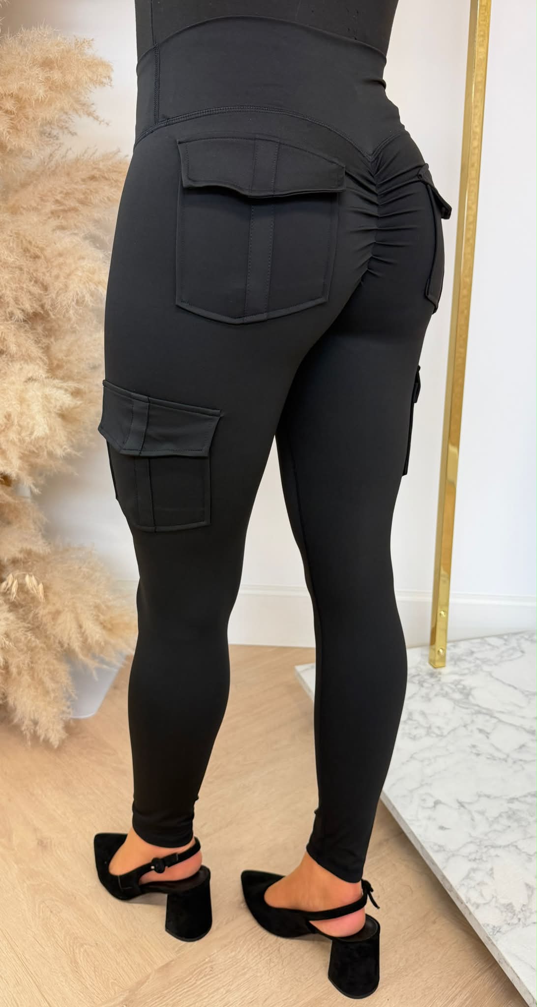 CARGO PUSH UP LEGGING 20190 BLACK