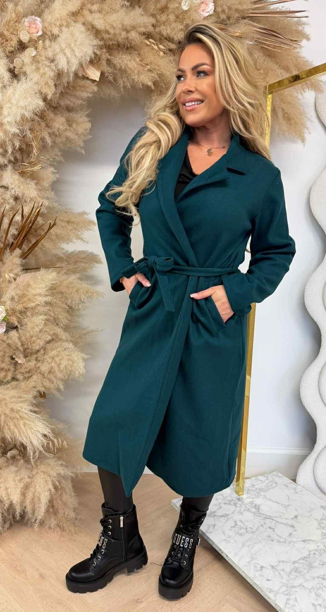 KARDASHIAN MANTEL PETROL