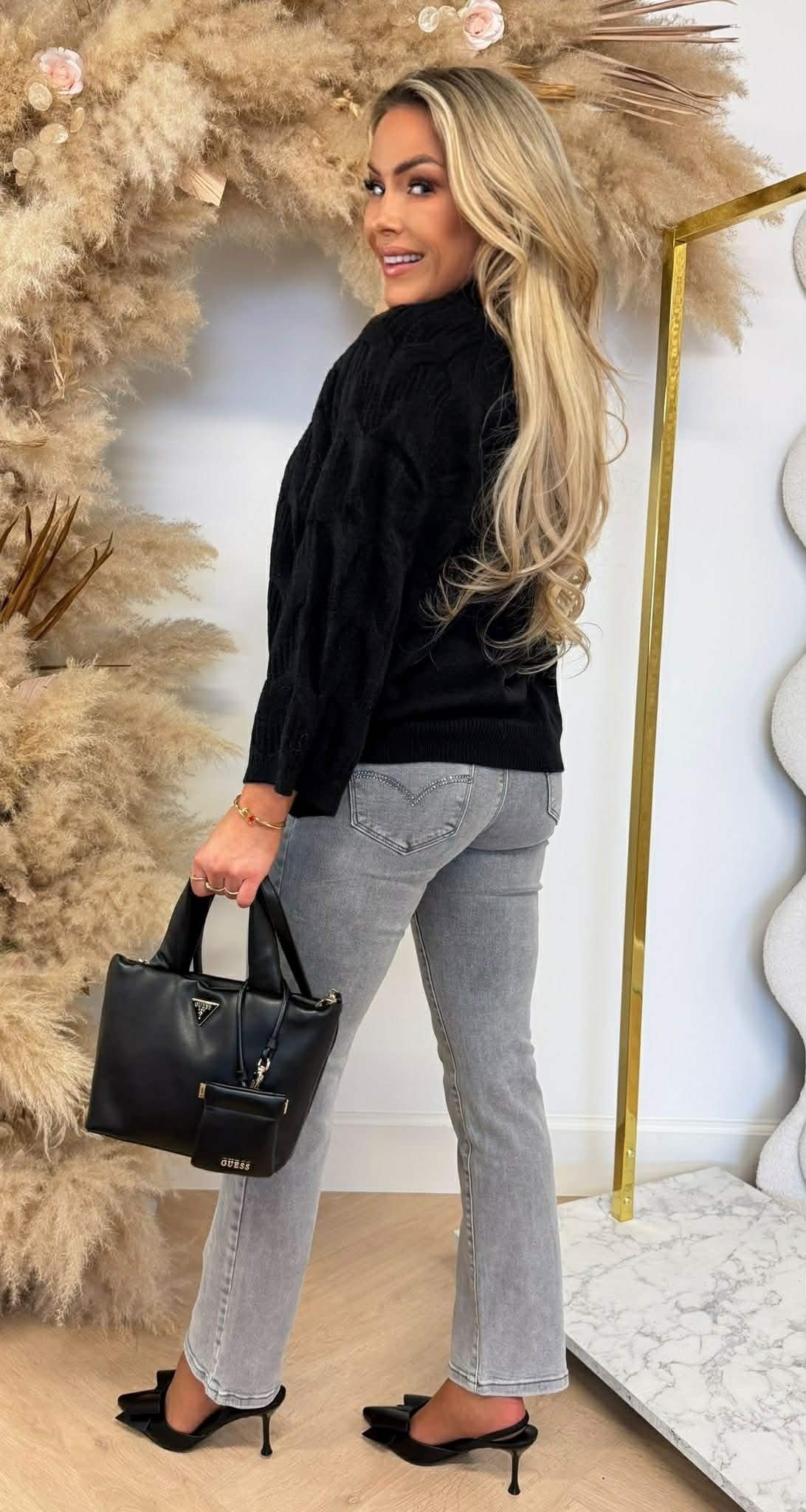 KAYLLA MUSTER SWEAT 5684 SCHWARZ