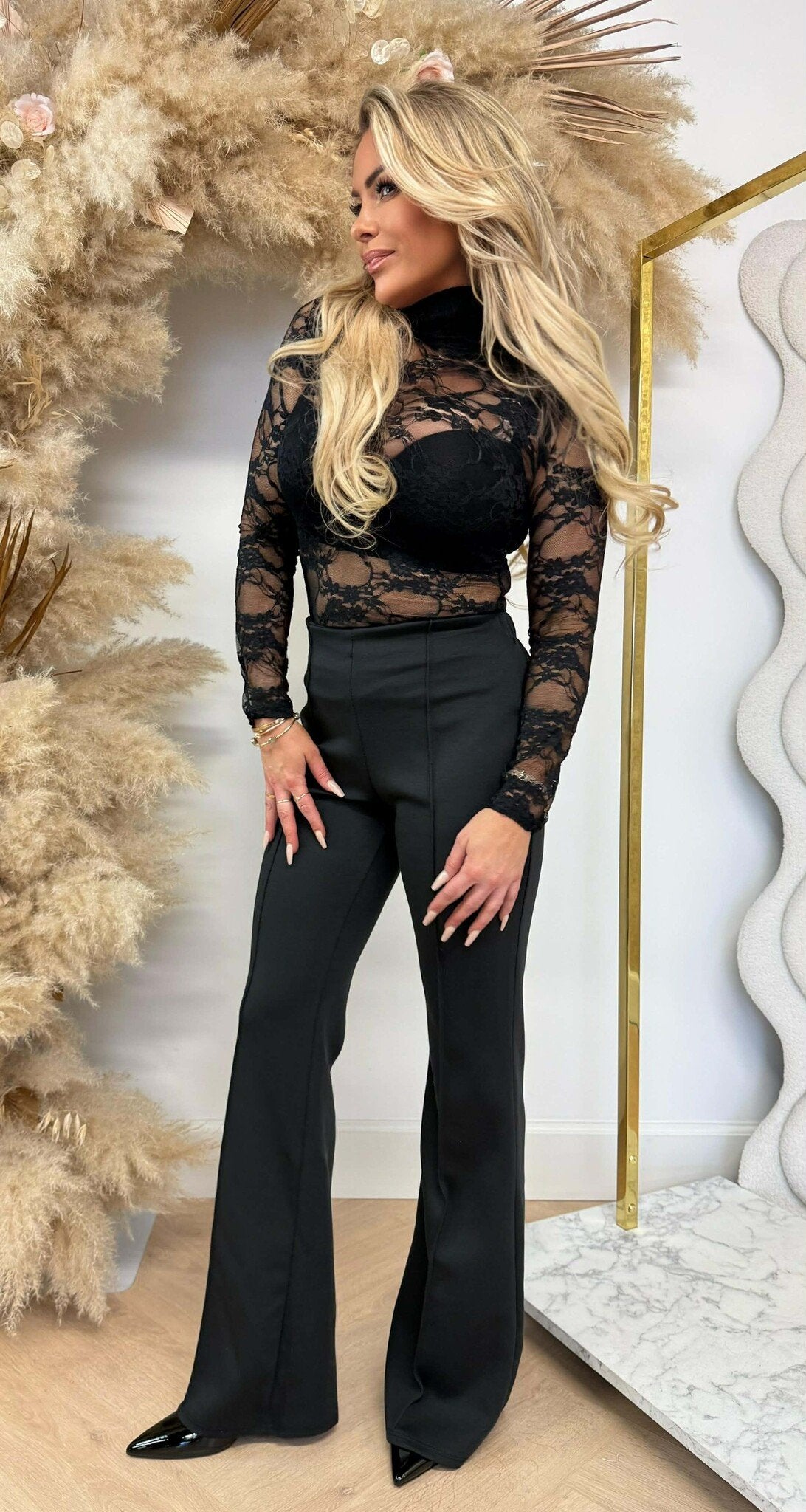 MESH SPITZEN-TOP *L* SCHWARZ