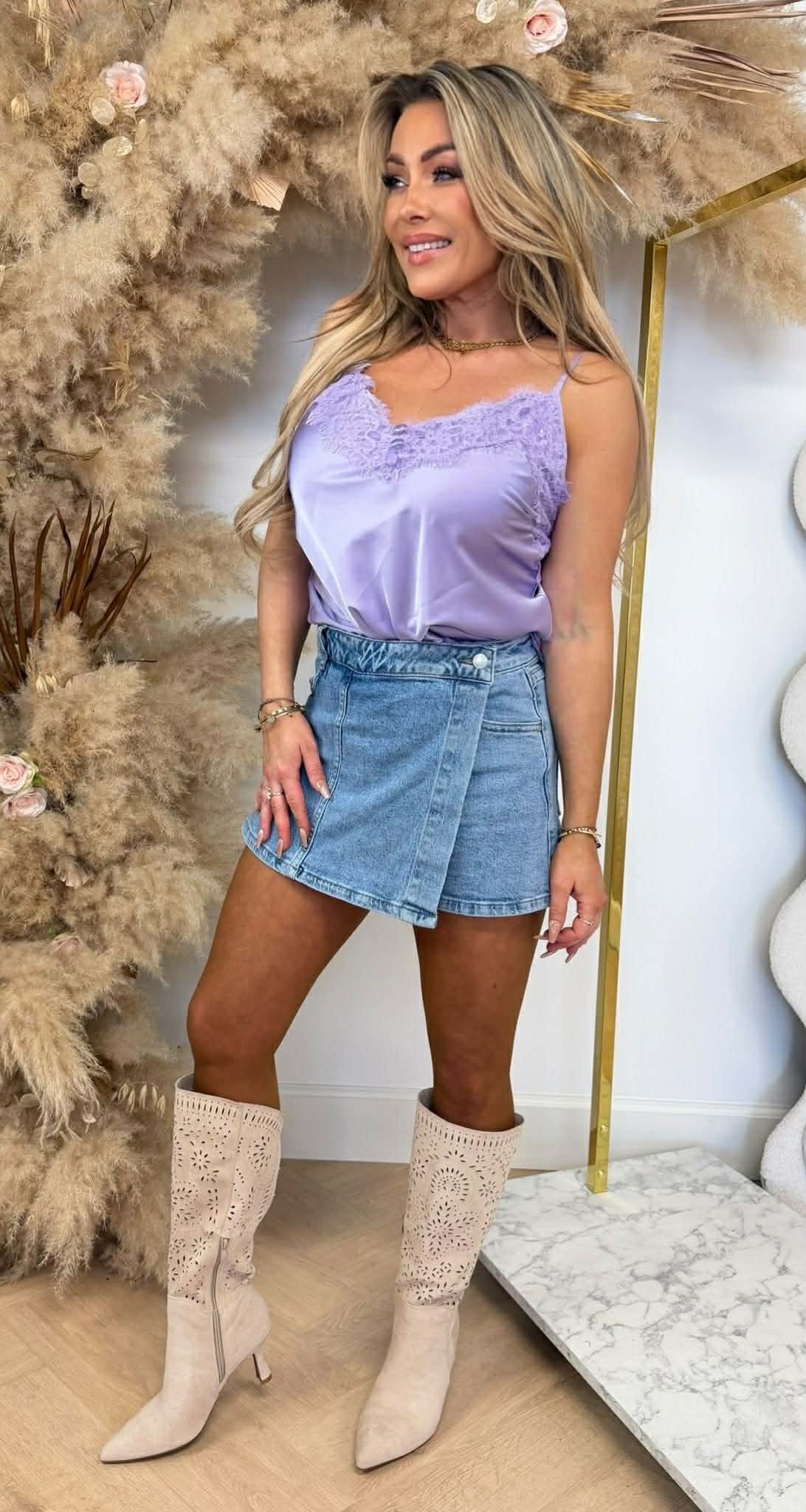 SATIN SPAGHETTI LACE TOP LILA