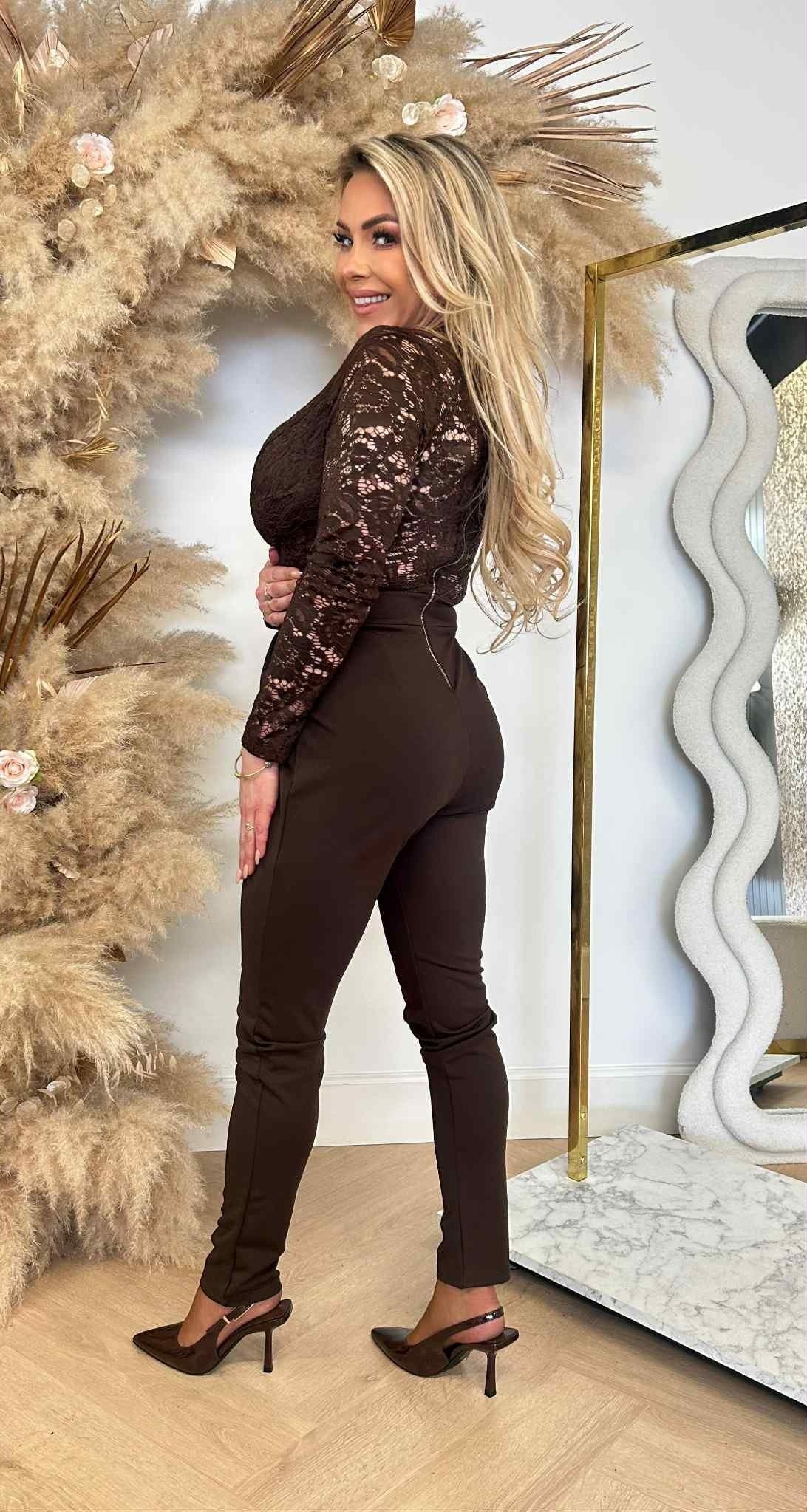 V-AUSSCHNITT LACE PULLOVER SCHOKO
