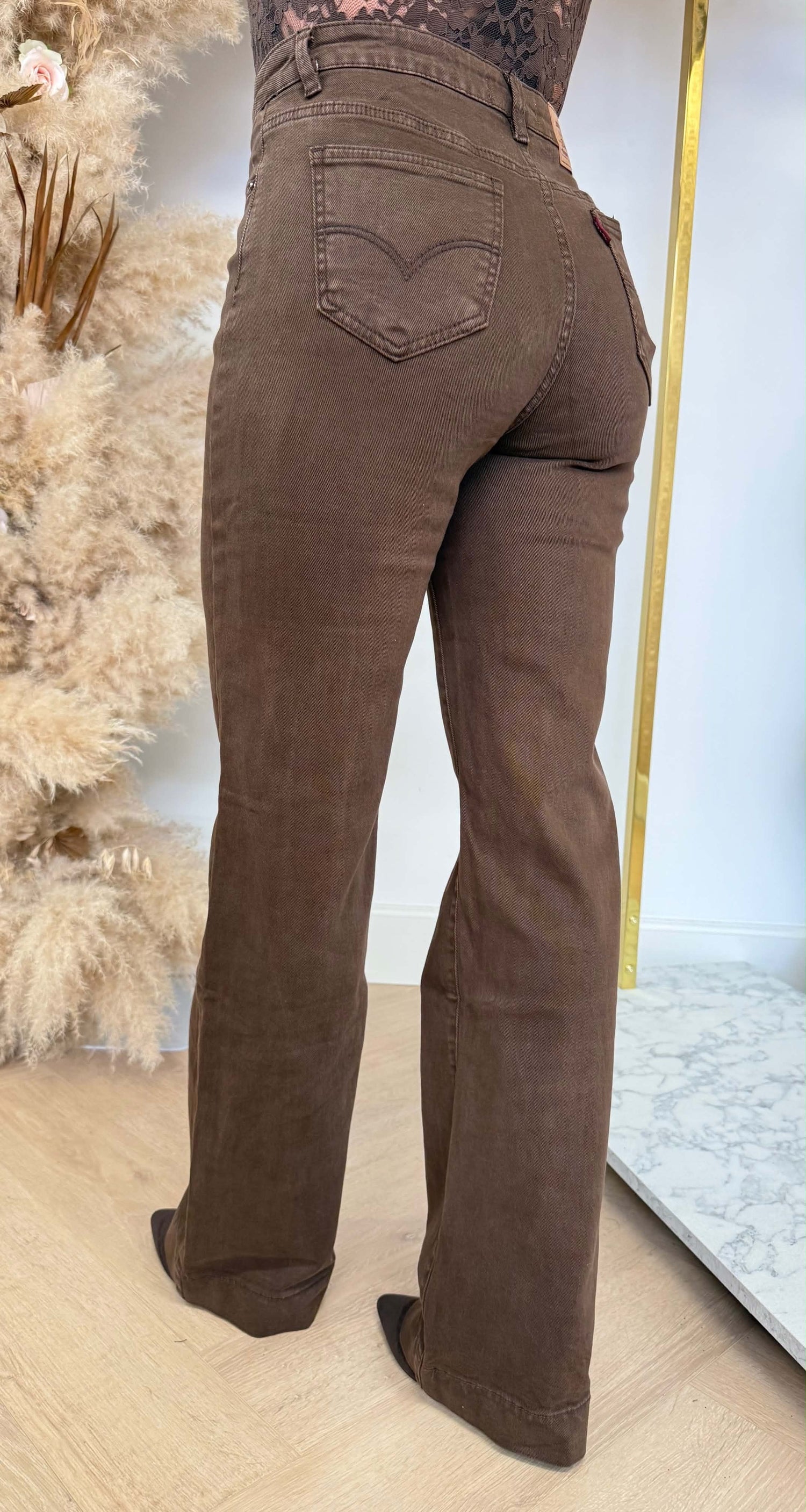 LESLIE FIT WIDE LEG JEANS Y6881-4 CHOCO