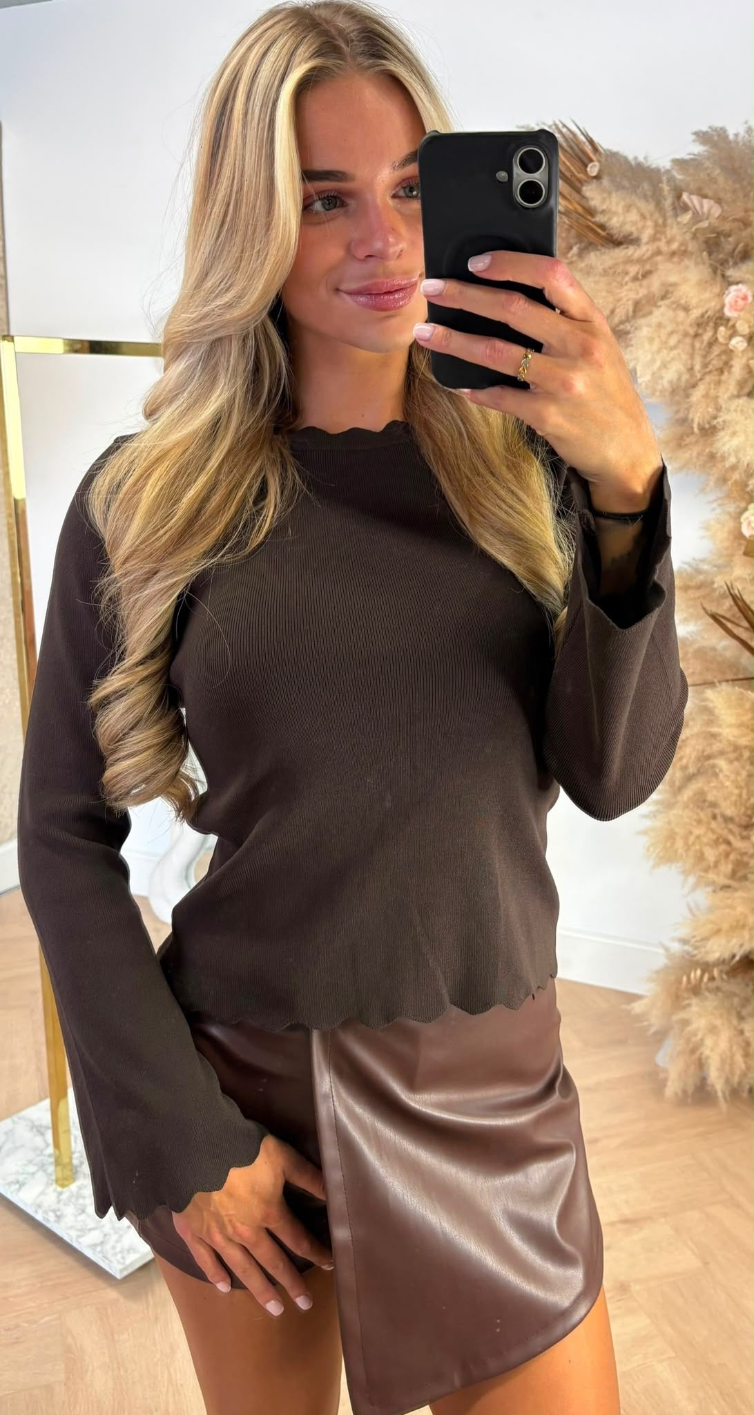 ELLY SCHULP LONGSLEEVE TOP 06254 CHOCO