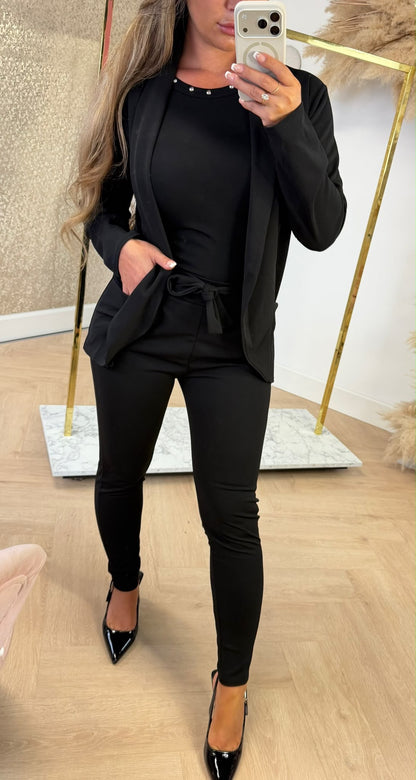 CLASSY SUIT BLACK