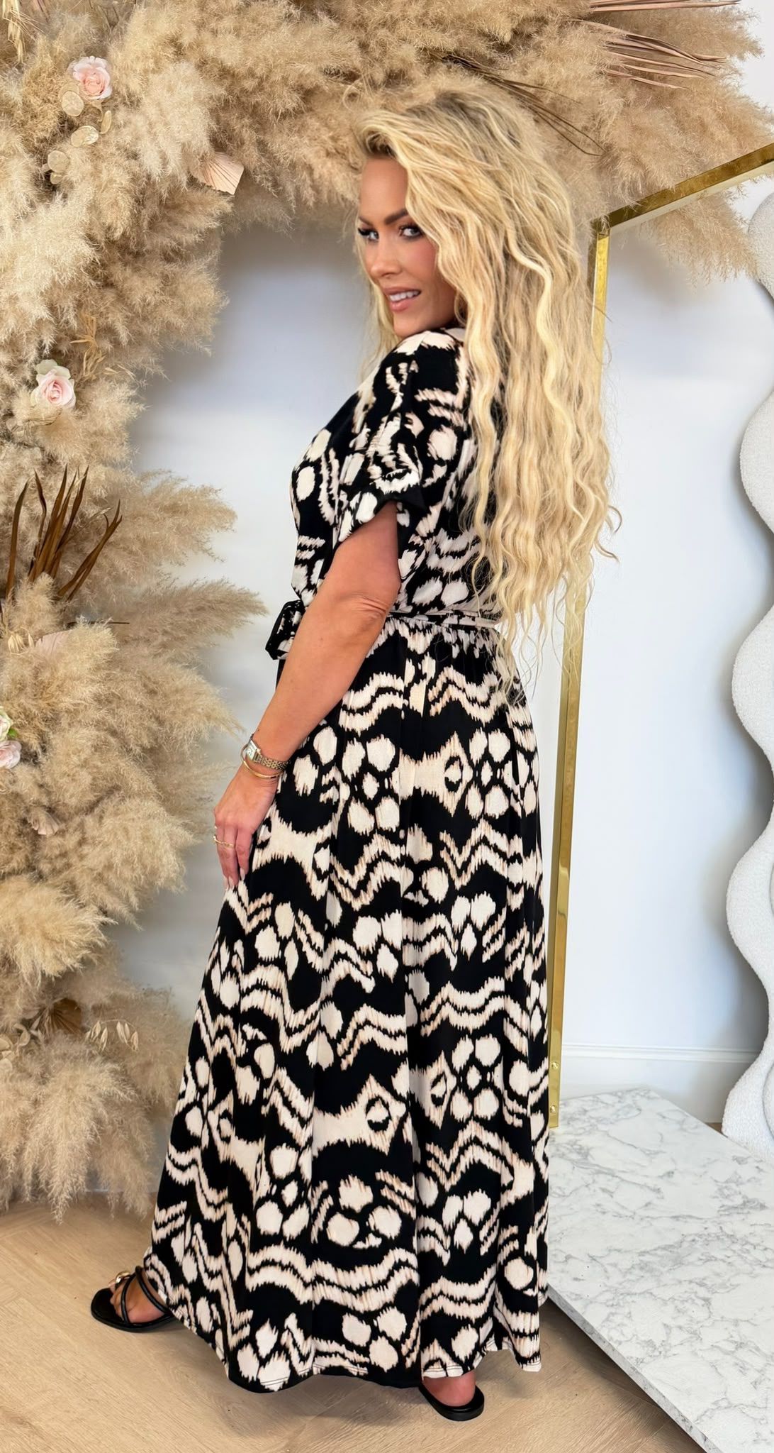 NEW PRINTY DRESS WAVY
