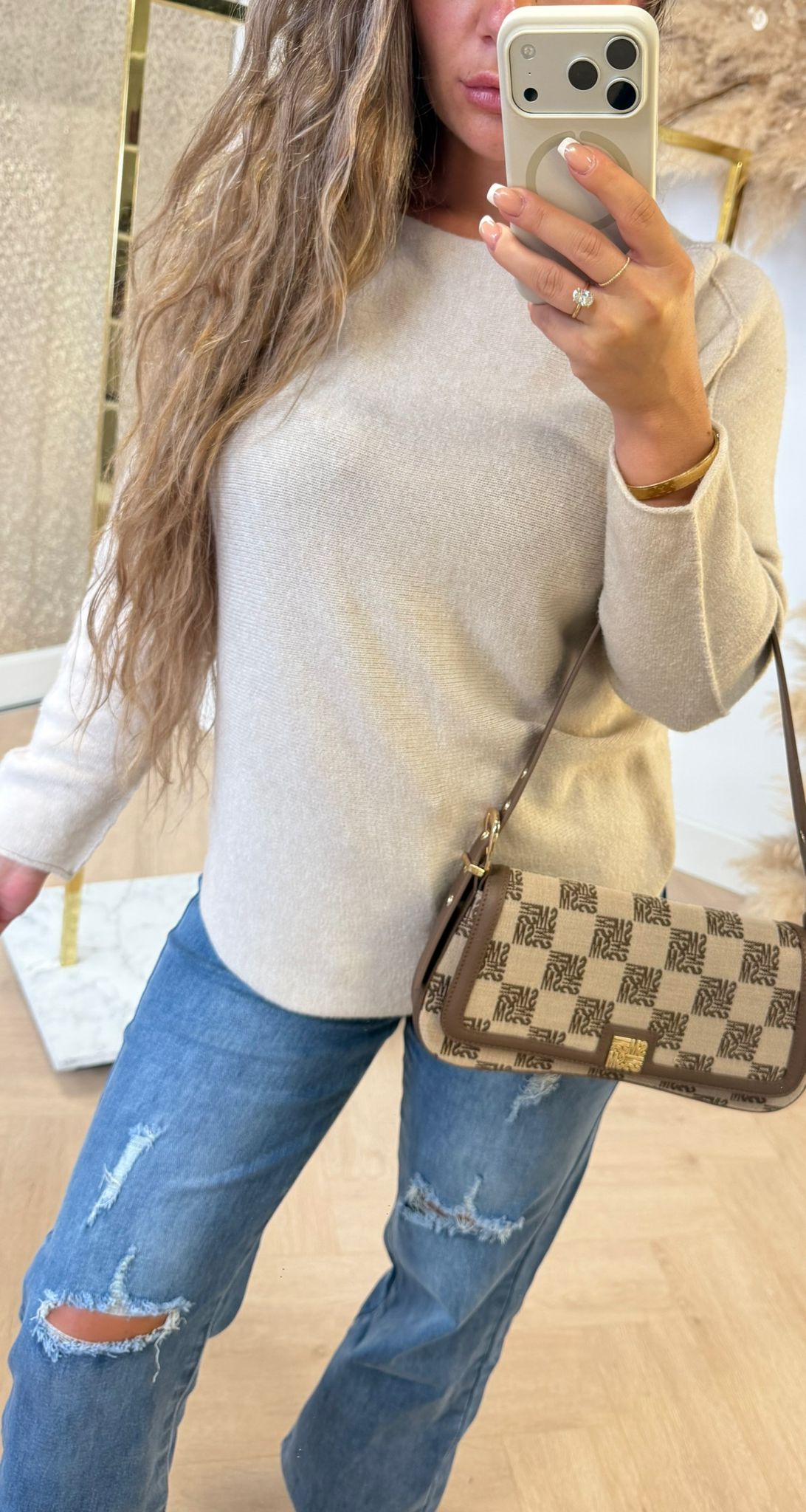 ROUND NECK SOFT TOP BEIGE