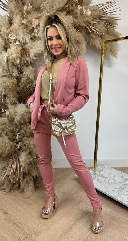 COSTUME ÉLÉGANT ROSE