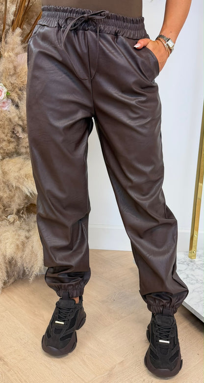 COATED JOGGER CHOCO