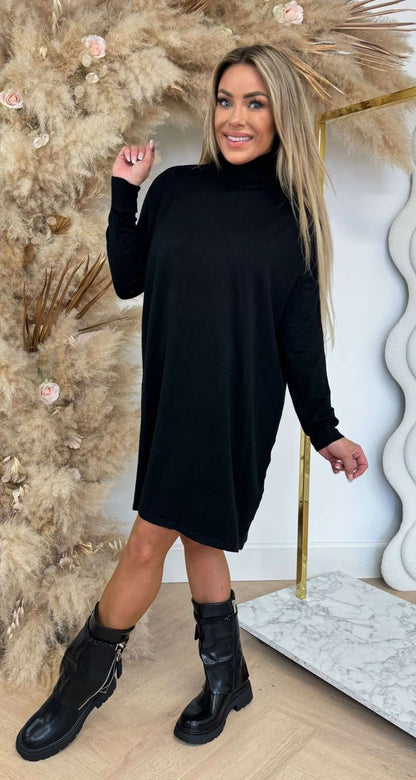 KAYLLA OVERSIZED ROLKRAGENKLEID 9815 SCHWARZ