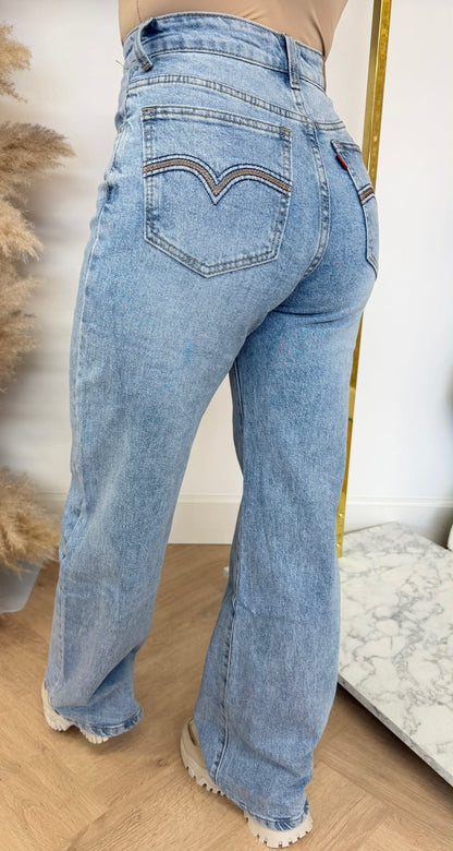 NEW LEVI WIDE LEG JEANS 2265 LIGHTDENIM