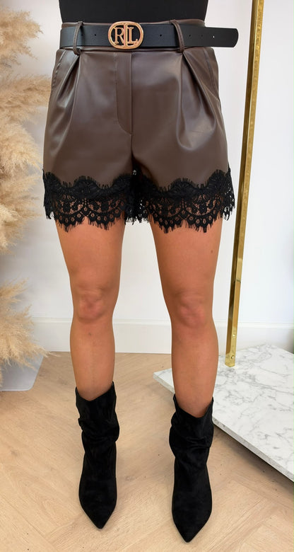 LEXY LEATHER LACE SHORT CHOCO
