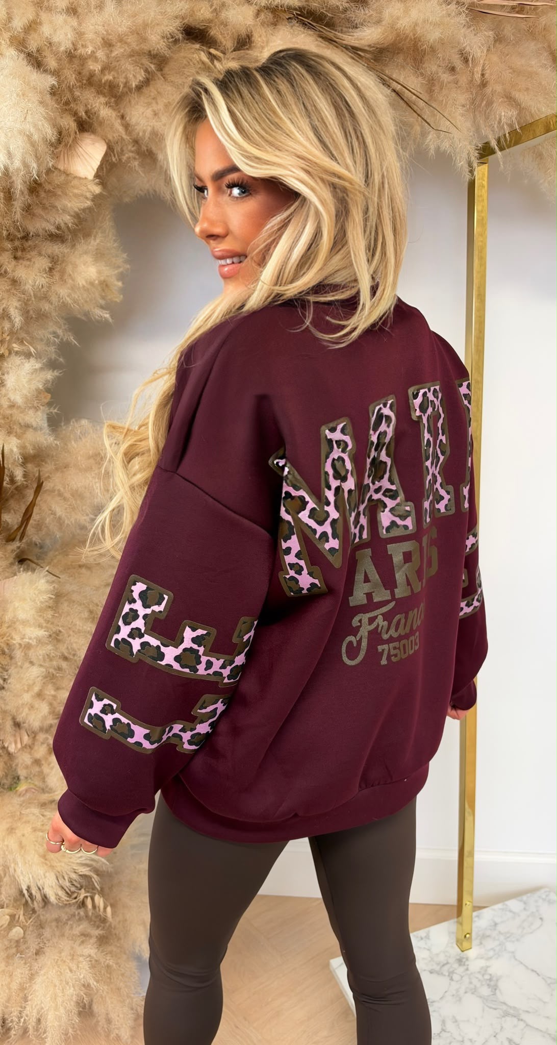 LEMARIS LEO PRINT SWEATER WINE