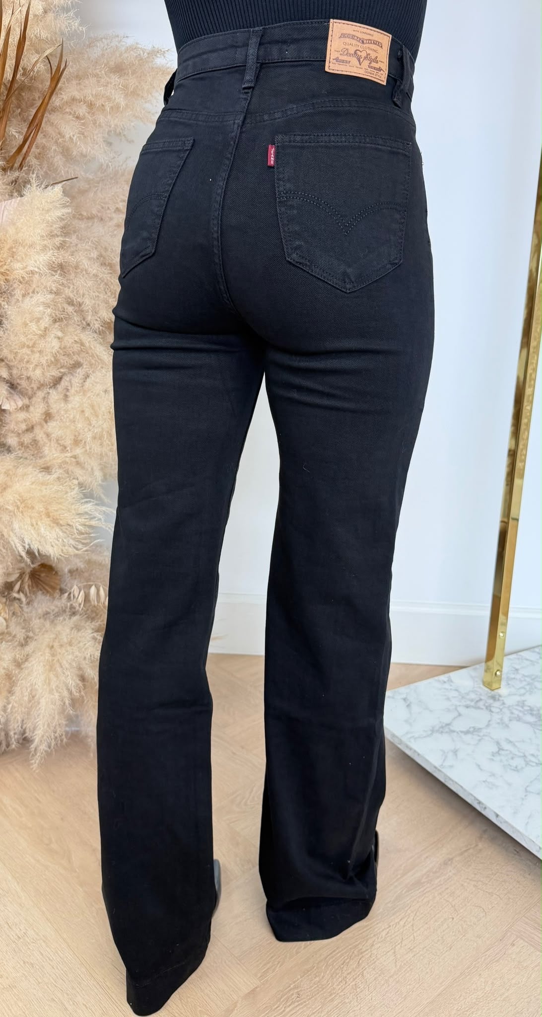 LEV WIDE LEG JEANS 6881 BLACK