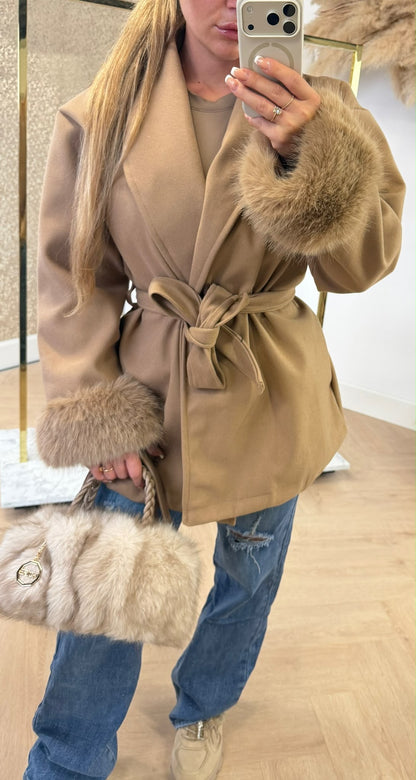 CATWALK SHORT TRENCH COAT CAMEL