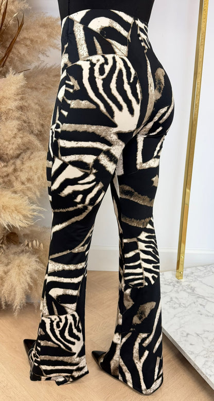 BY SWAN PRINT FLARED PANTS 10136 BLACK/TAUPE