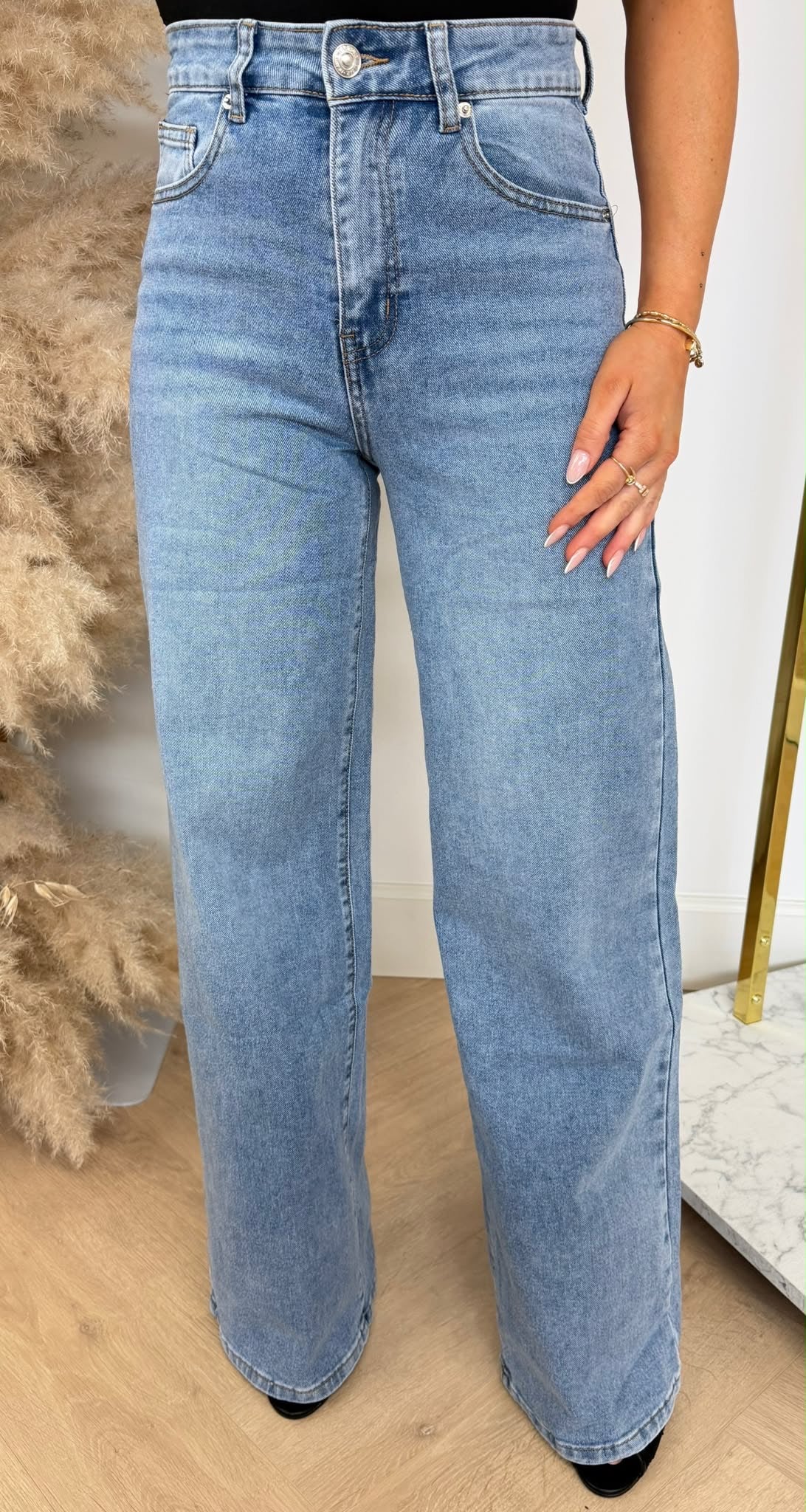NEW LEVI WIDE LEG JEANS 2265 LIGHTDENIM