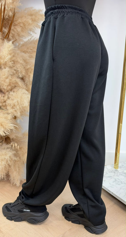 GIGI BALLOON JOGGER BLACK