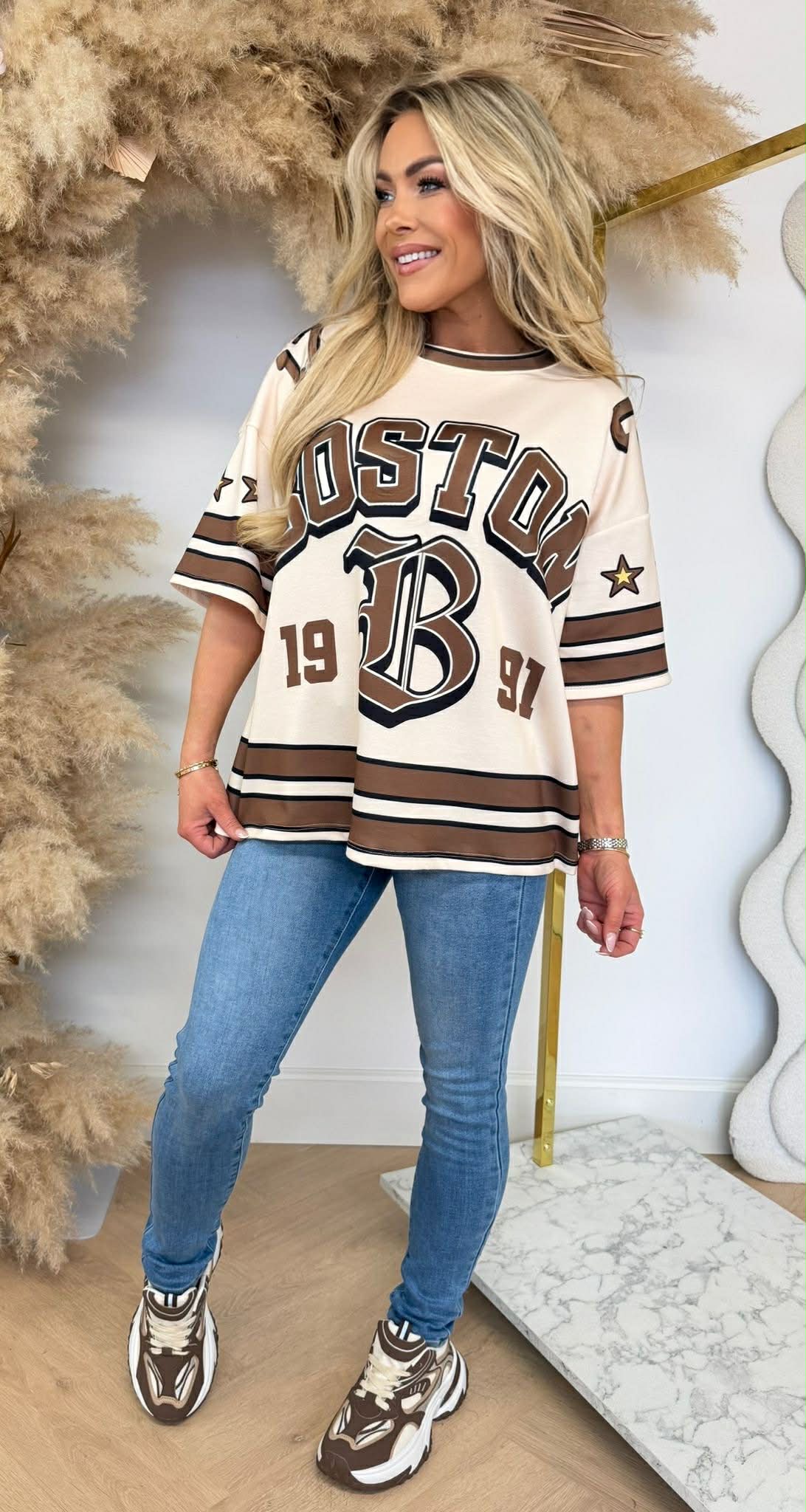 BOSTON STAR OVERSIZED TEE BEIGE