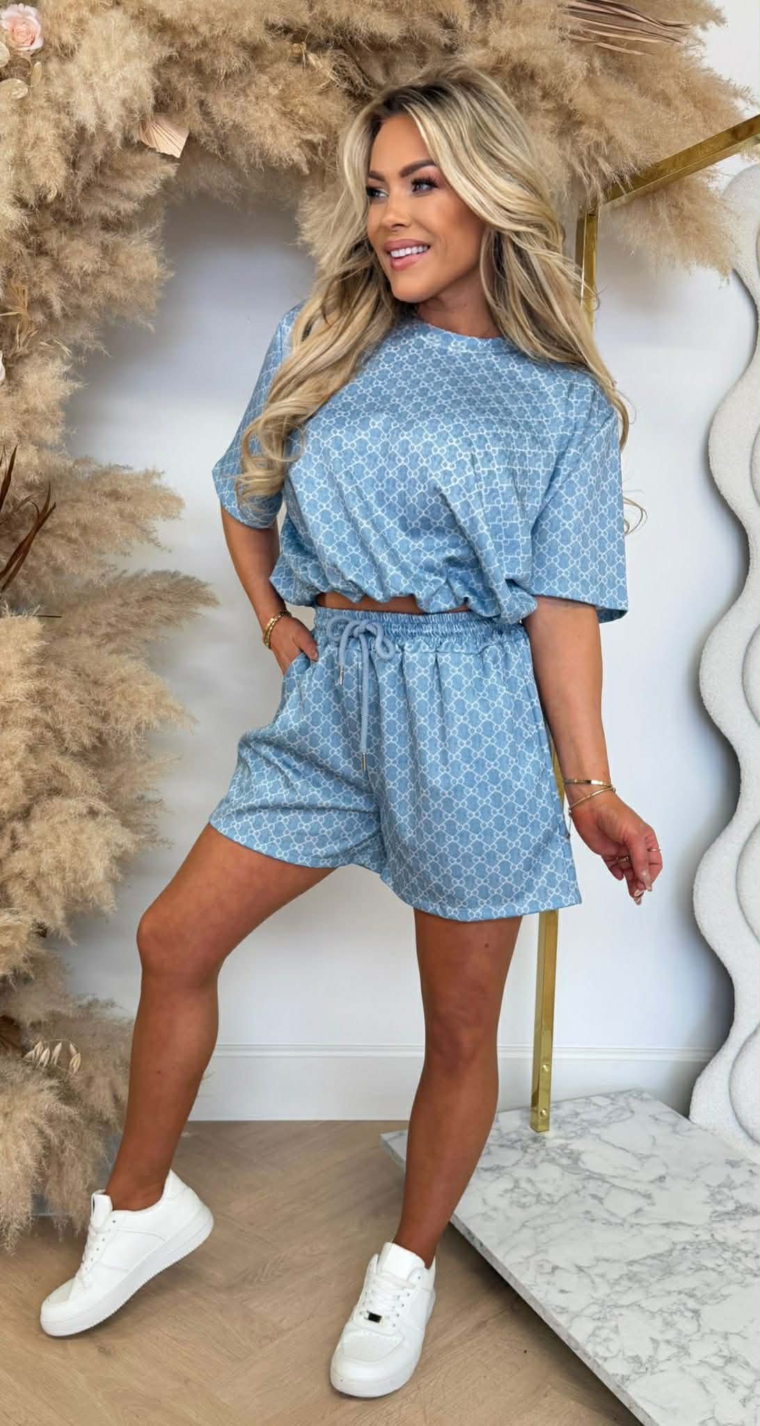 CARDI INSPIRED LOGO SET BLUE