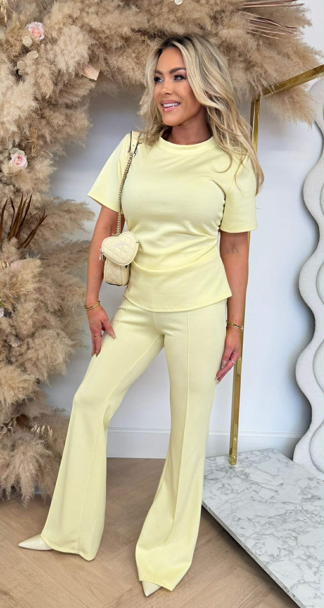 CLASSY SPLIT SET SOFTYELLOW