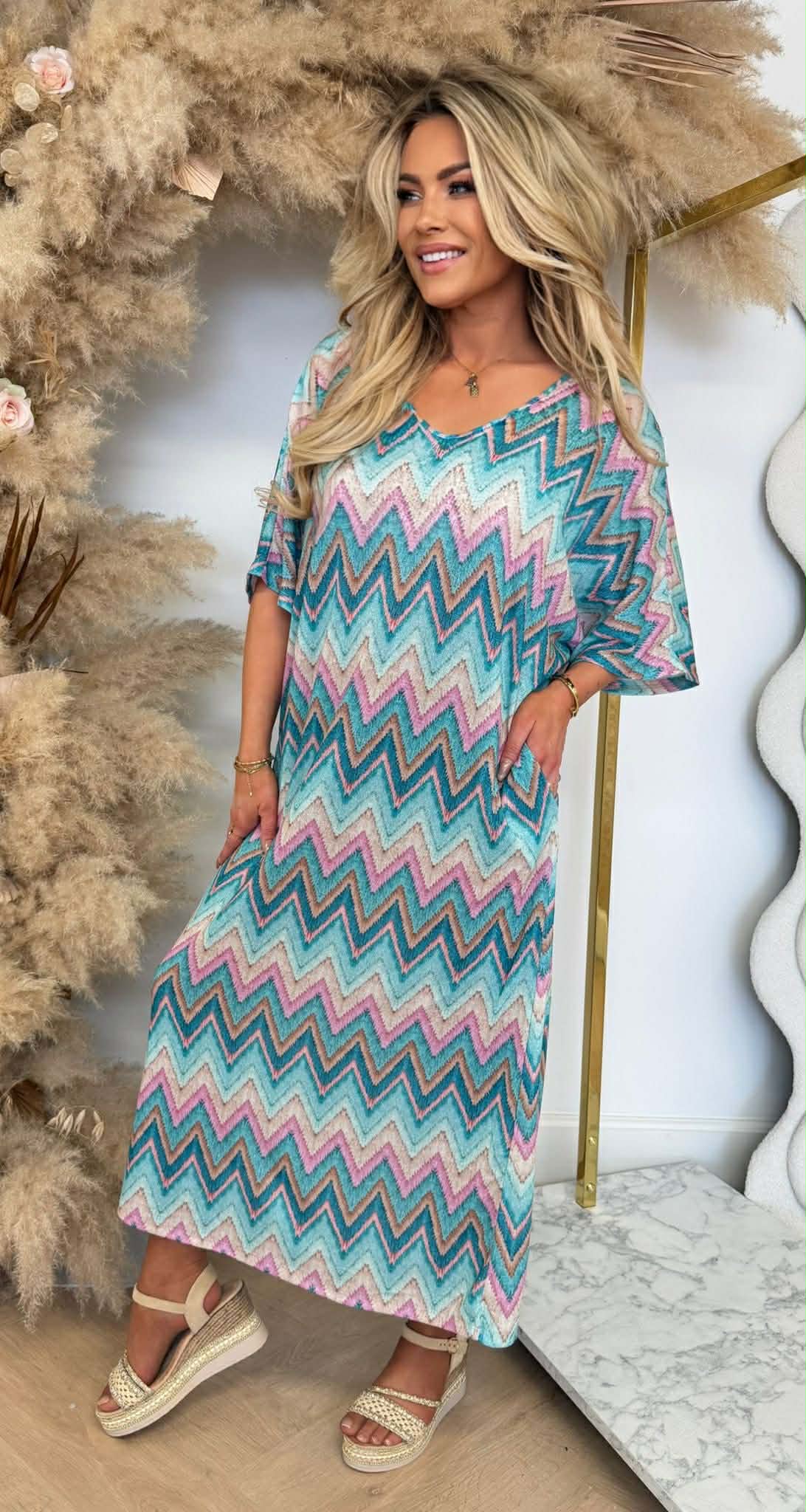 COLORFULL ZIGZAG STRIK DRESS AQUA