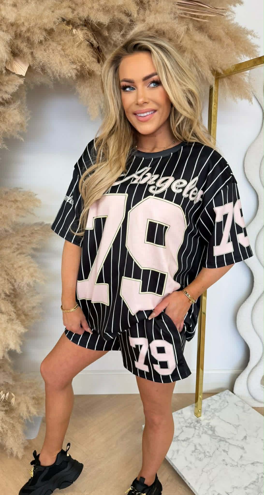 DIONNE LOOK STRIPE SET BLACK