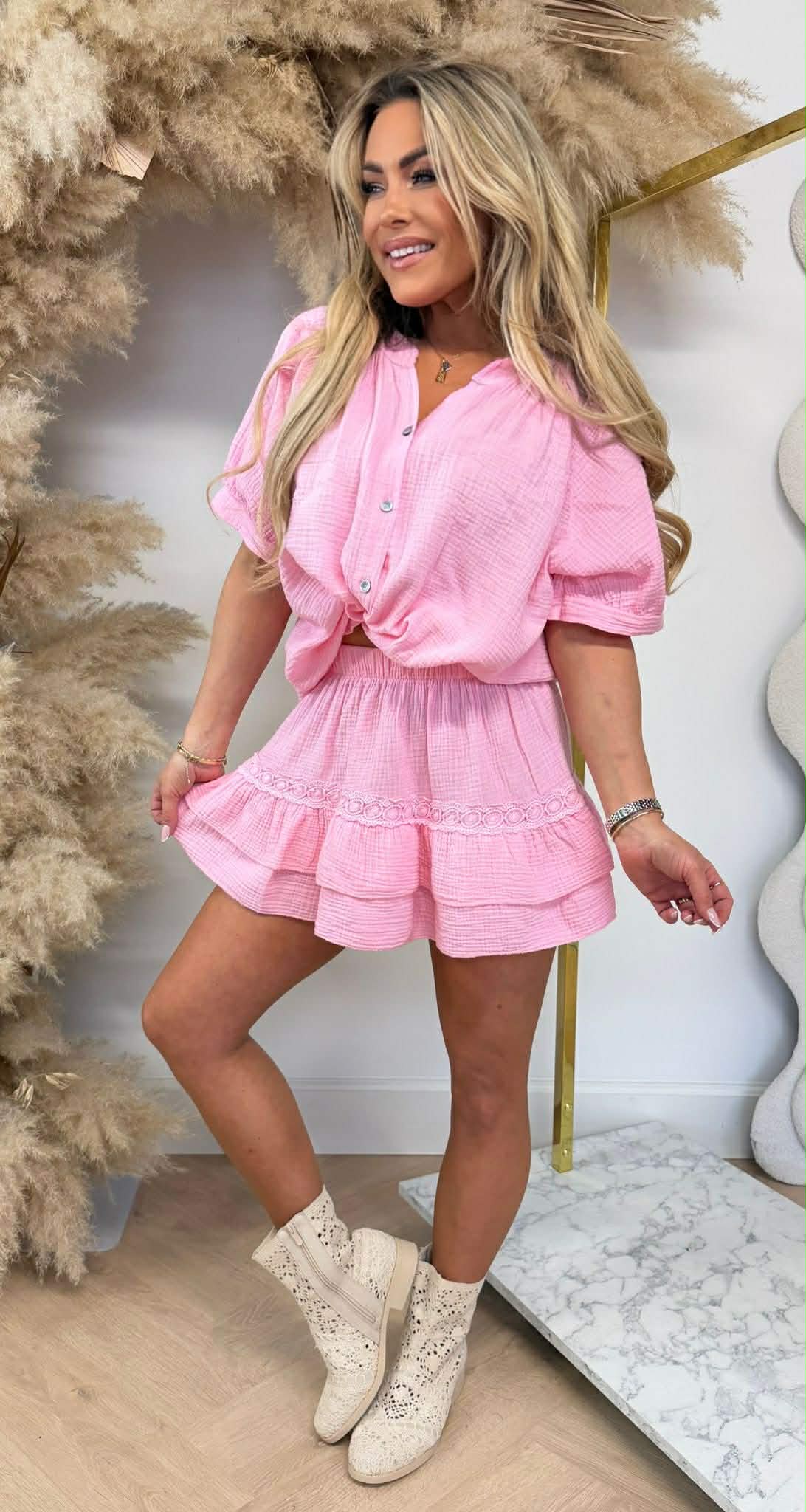 ELIZE RUFFLE DETAIL SET PINK