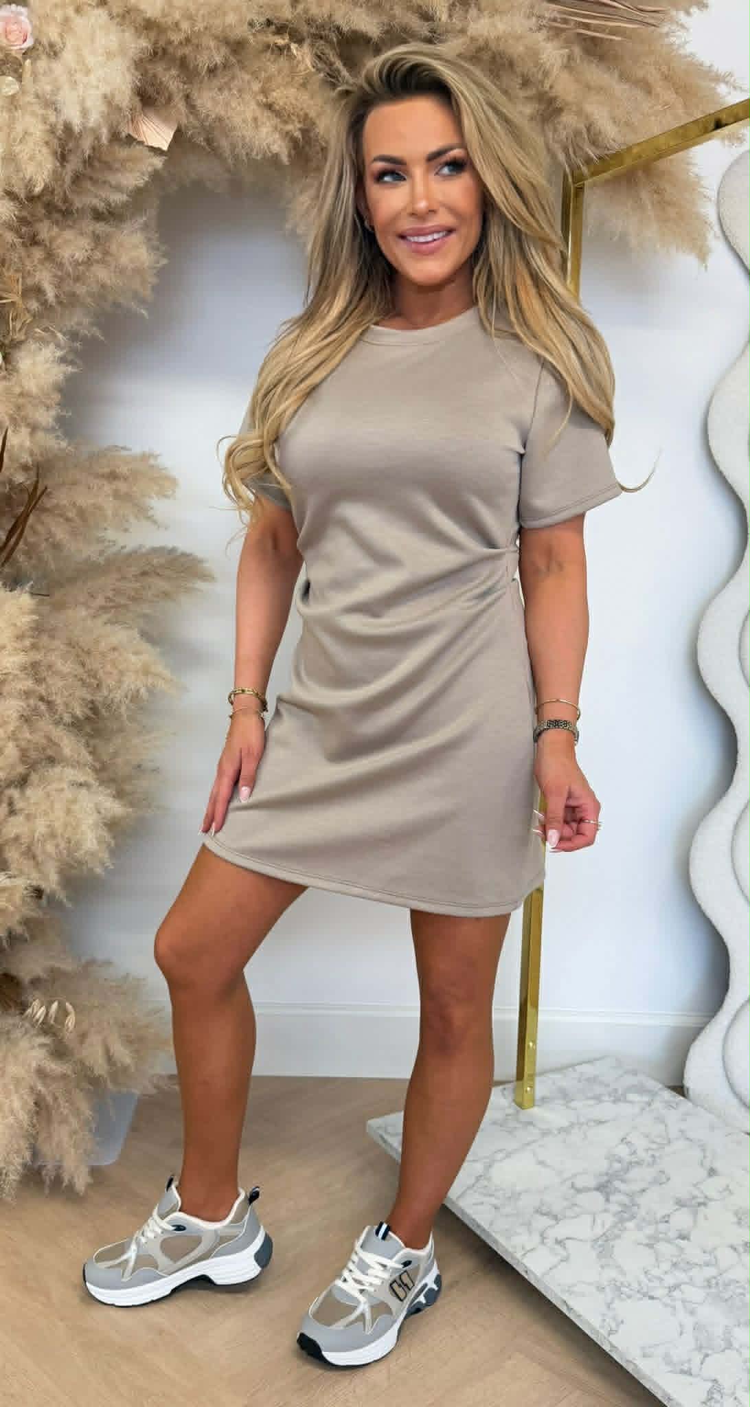 GINA GETAILLEERD SHIRT DRESS TAUPE