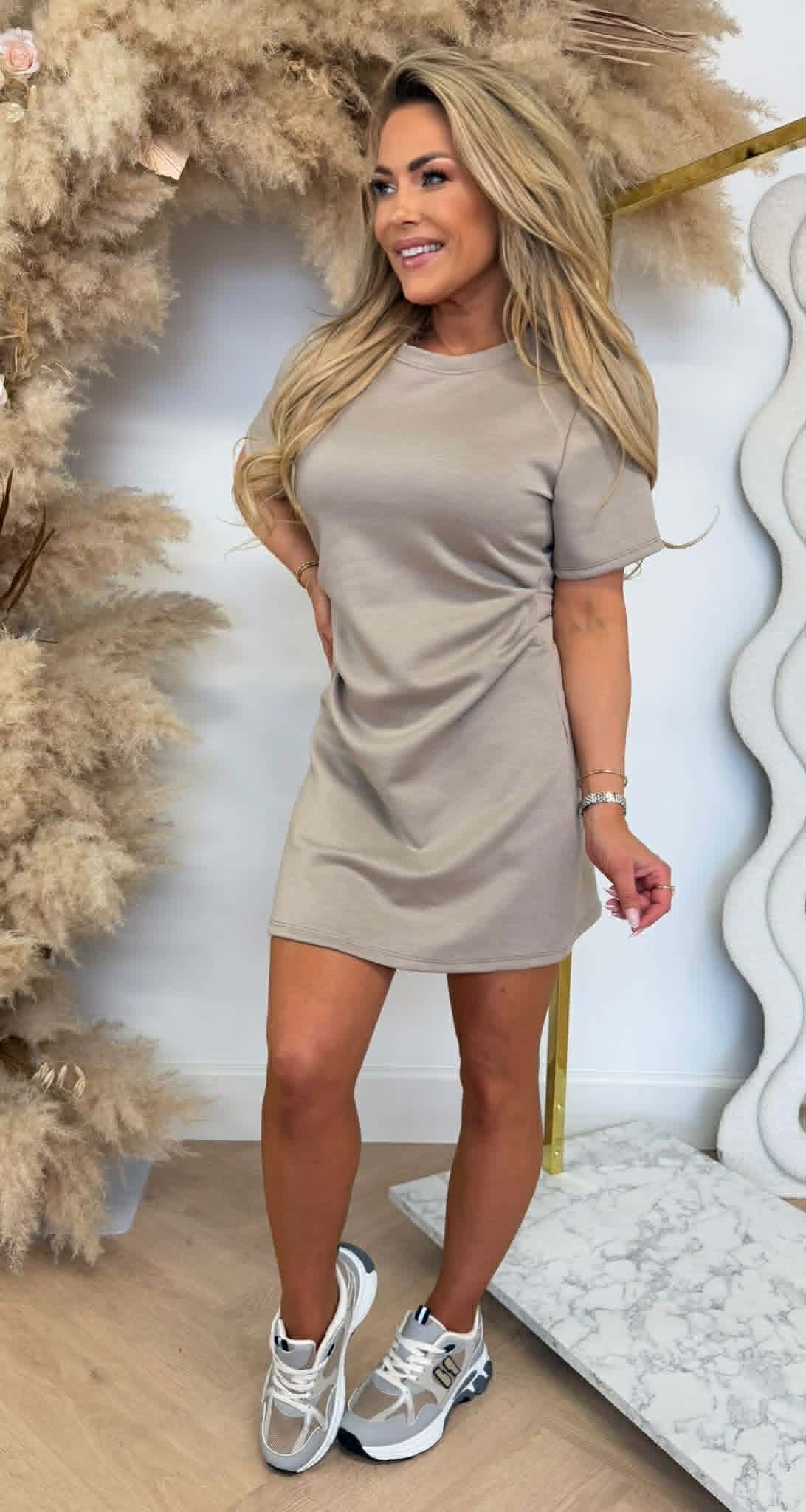 GINA GETAILLEERD SHIRT DRESS TAUPE