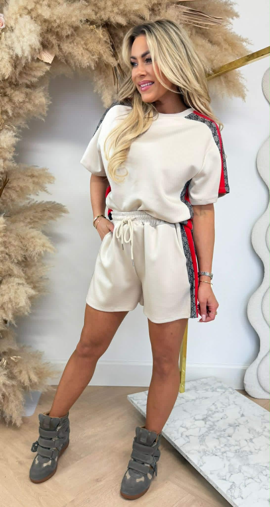 GUC INSPIRED STRIPE SET BEIGE