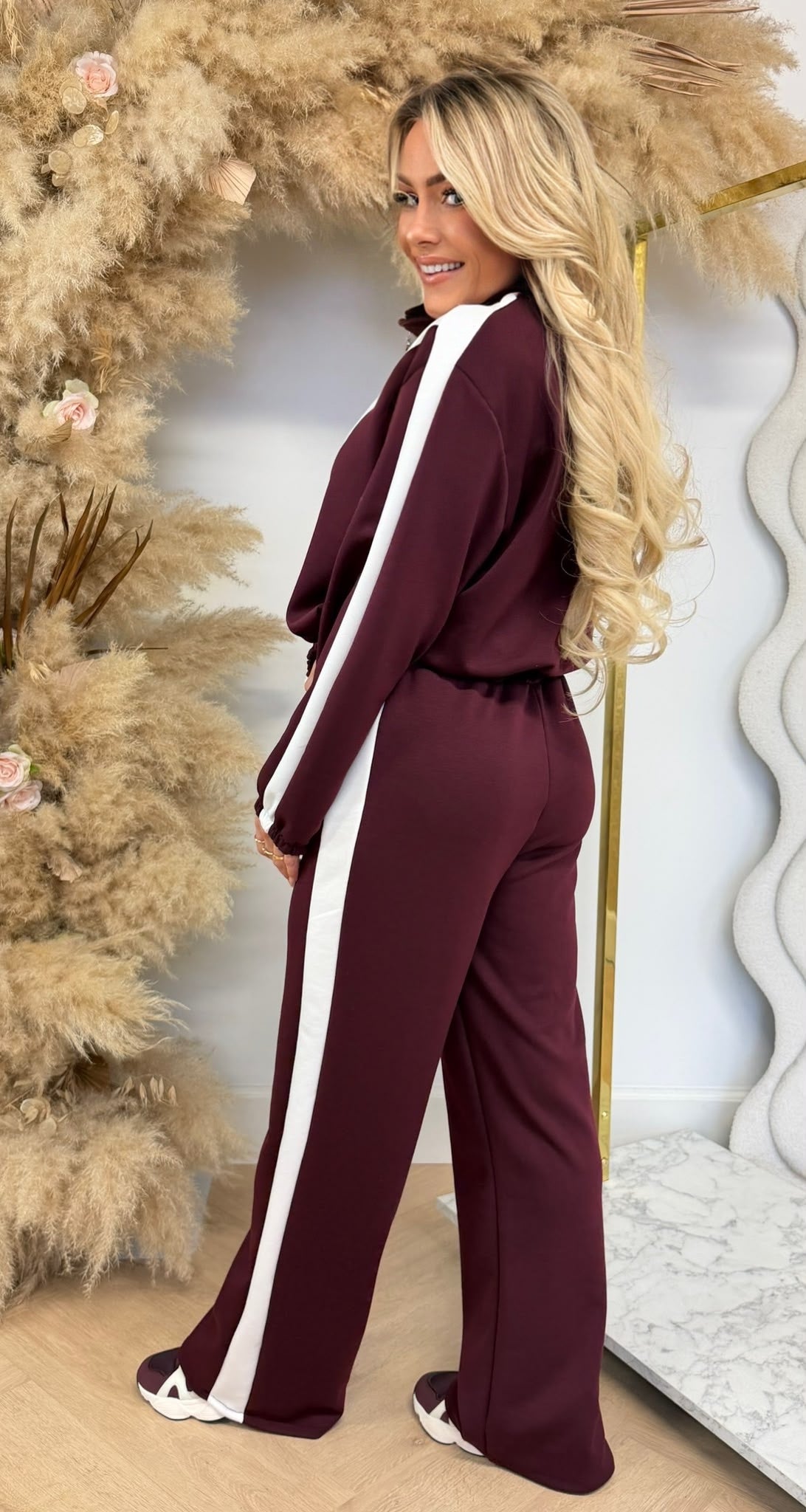 IRIS STRIPE SET BORDEAUX