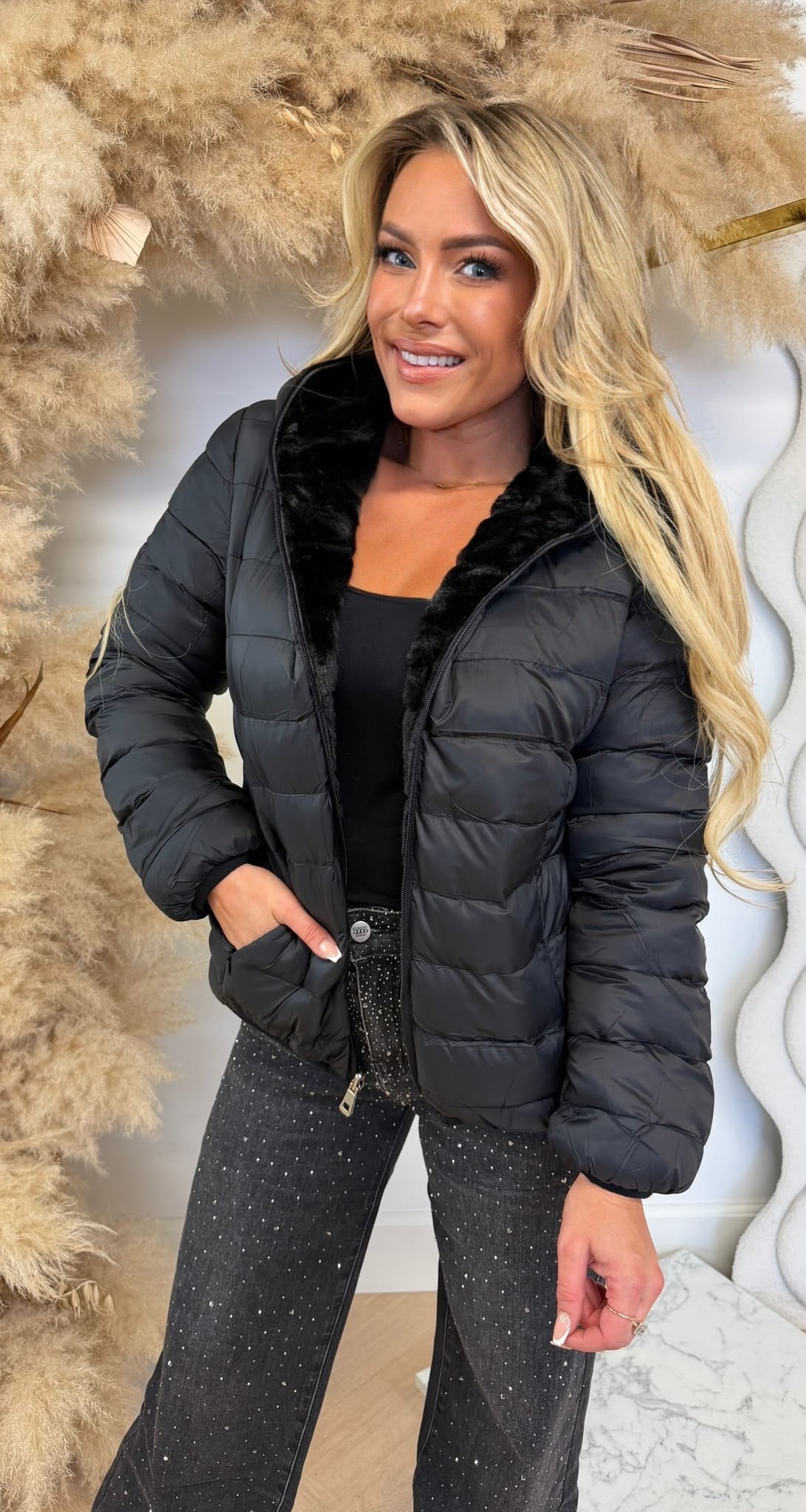 REVERSIBLE FAKE FUR PUFFER JACKET 9569 BLACK