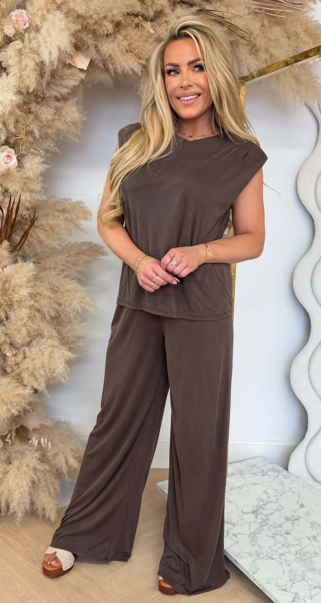 SHOULDER LOUNGE SET CHOCO
