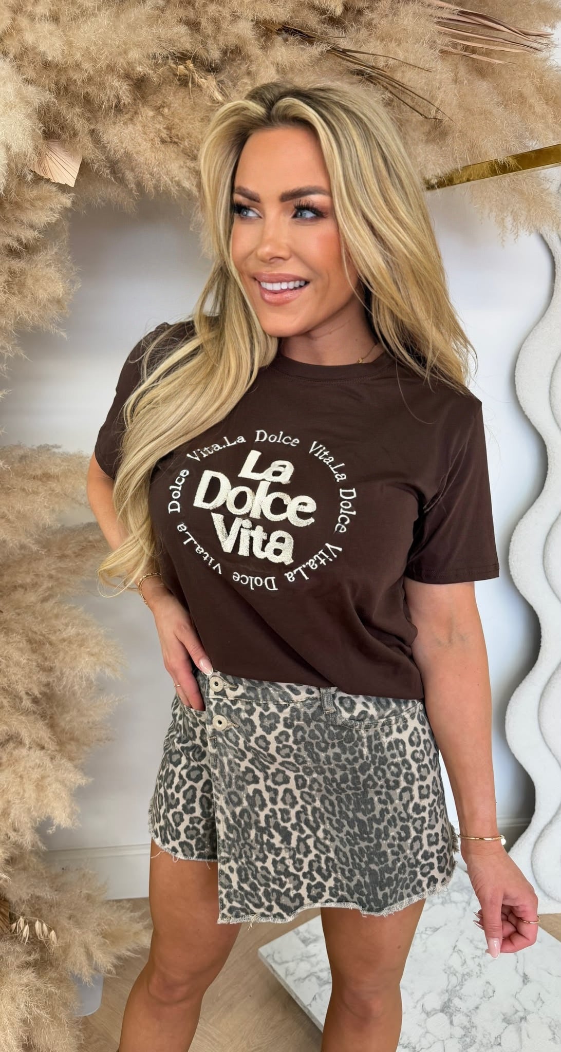 LA DOLCE VITA TEDDY TEKST TEE 1026 CHOCO