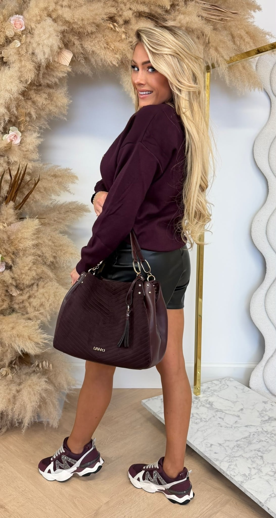 HEART STUDS SWEAT 8803 WINE