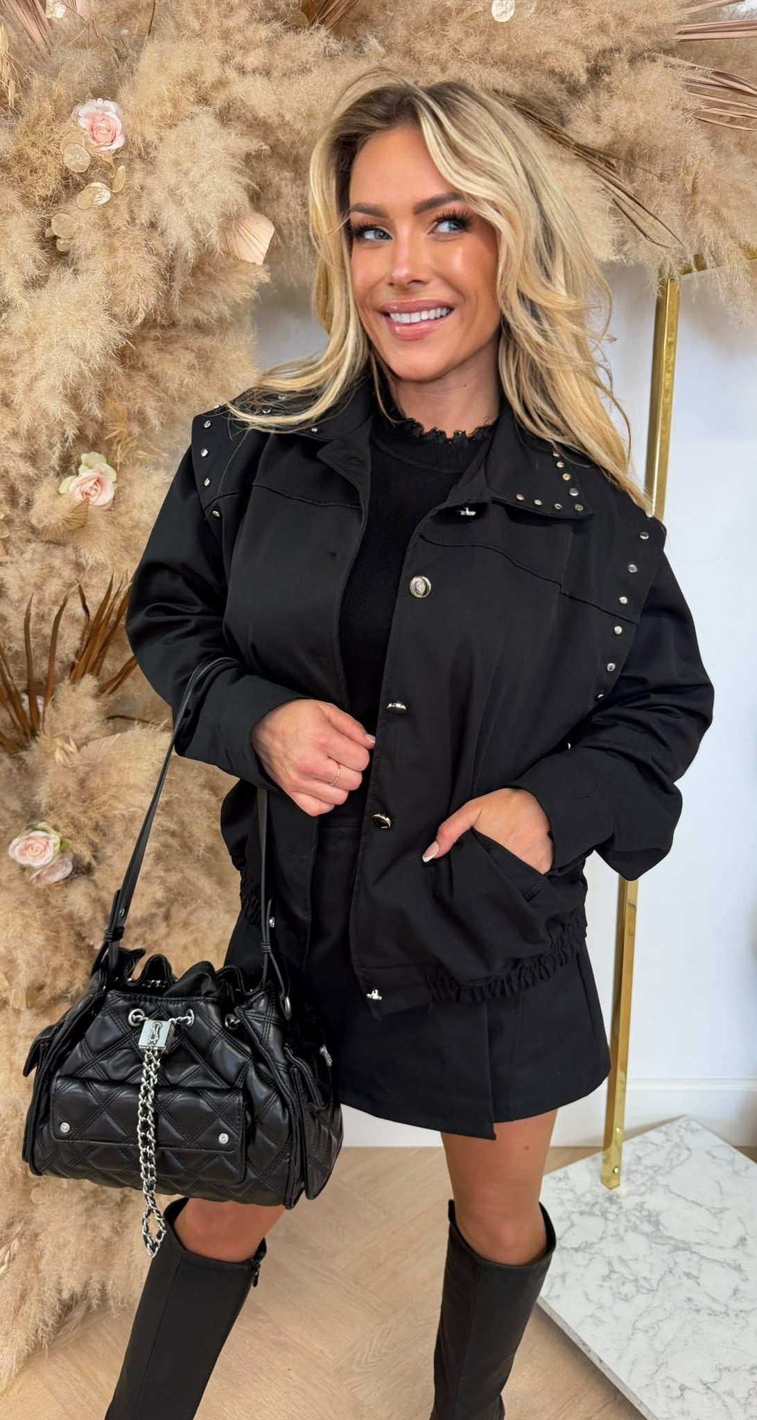 ZARAH STUDS JACKET BLACK