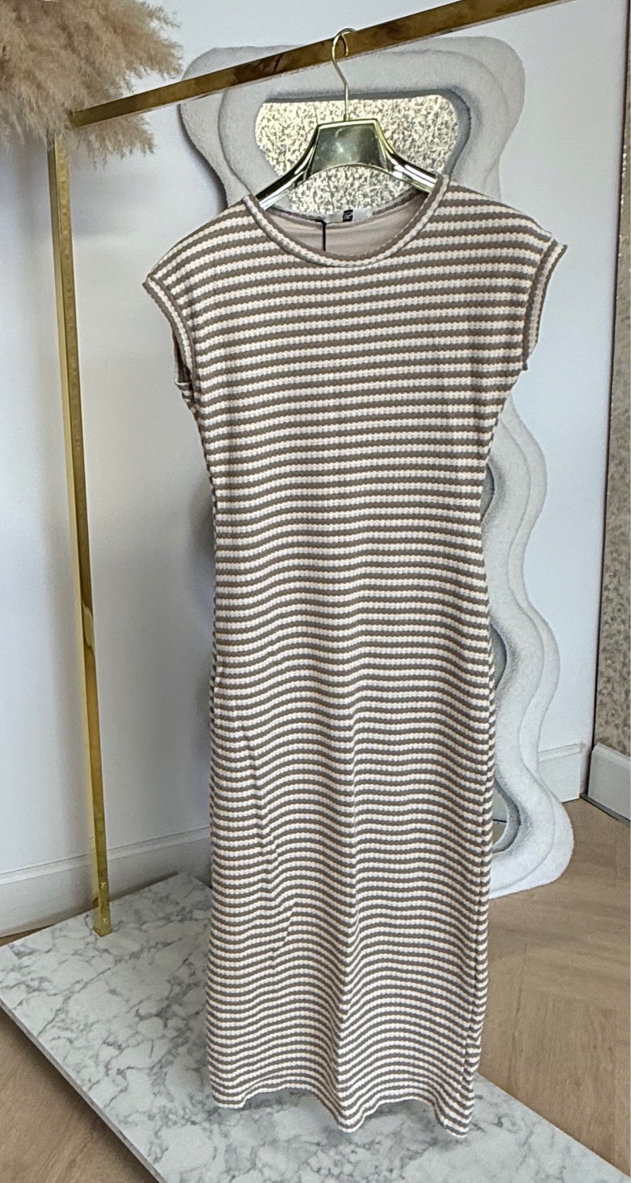 KNITTED STRIPE DRESS BEIGE