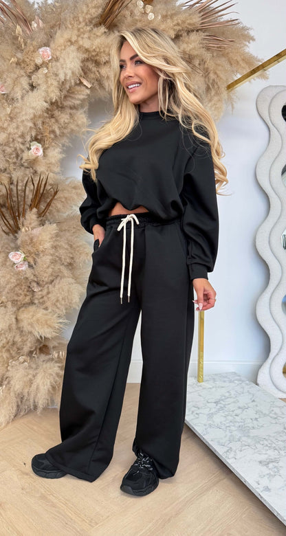 MELLY CROPPED PUFFY SET BLACK